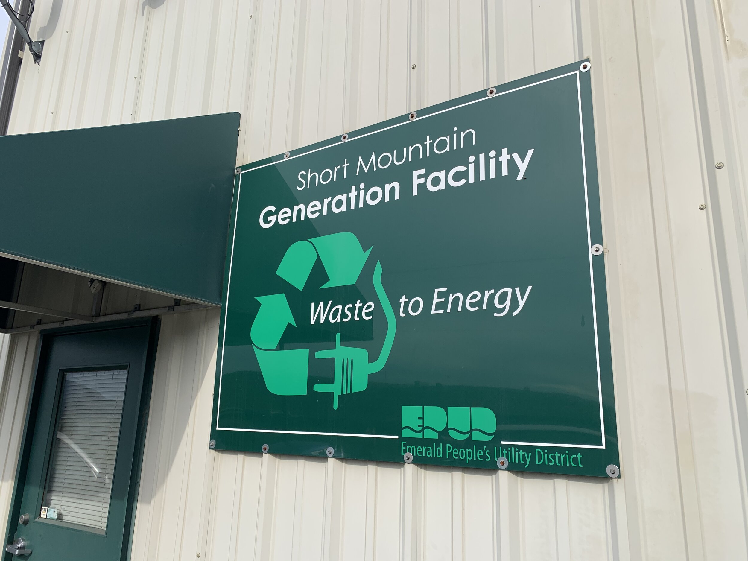 Emerald PUD's Short Mountain Generation Facility turns methane from landfills into usable electricity
