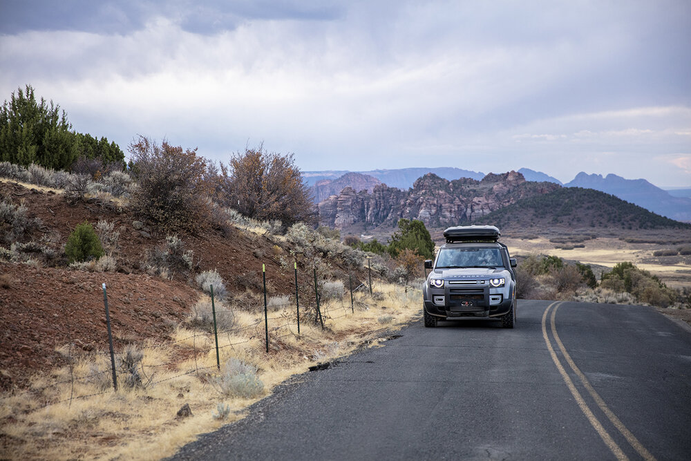 morahan_visuals_outside_tv_land_rover_08512.jpg