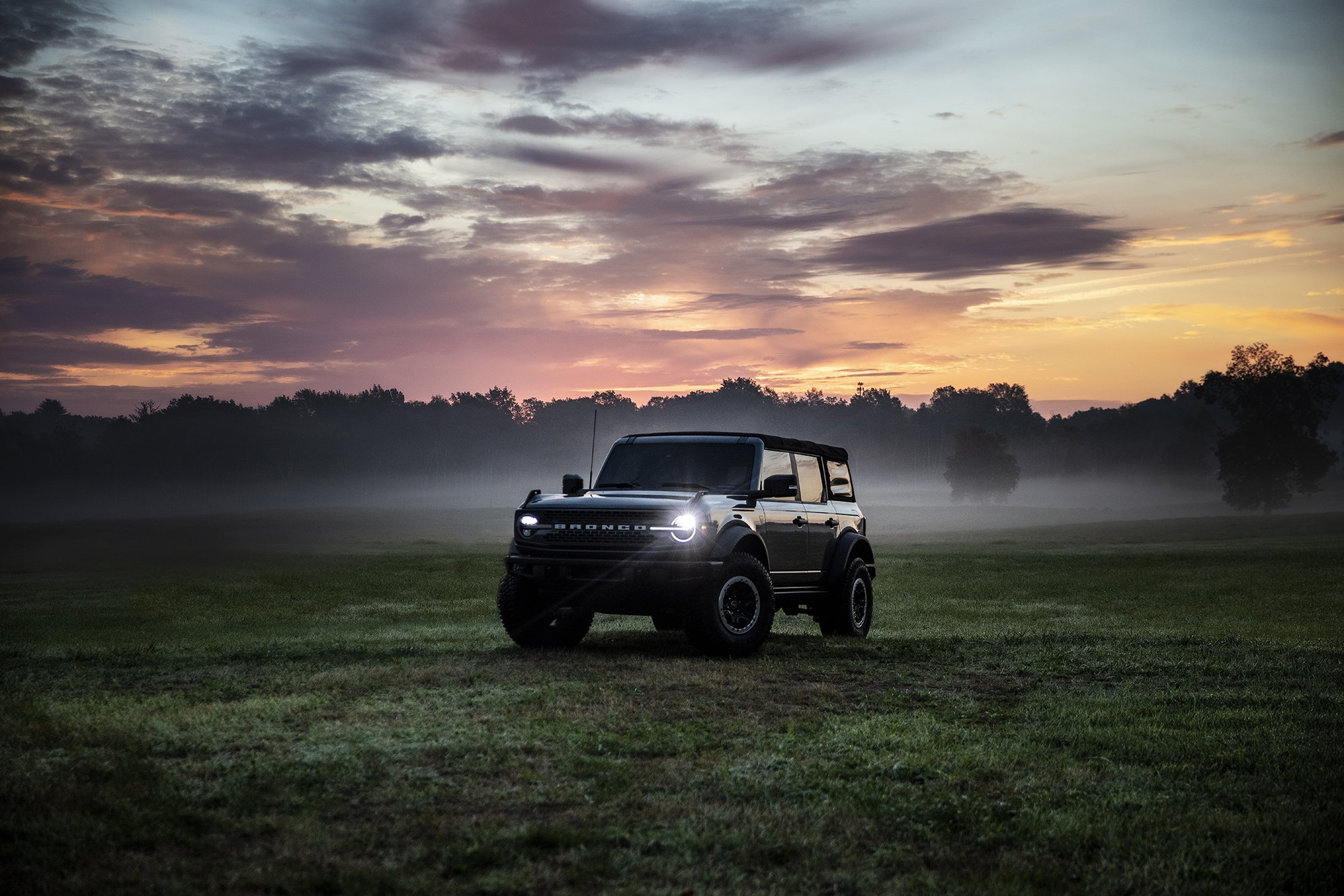 morahan_visuals_outside_tv_ford_bronco_00115_v3_v1.jpg