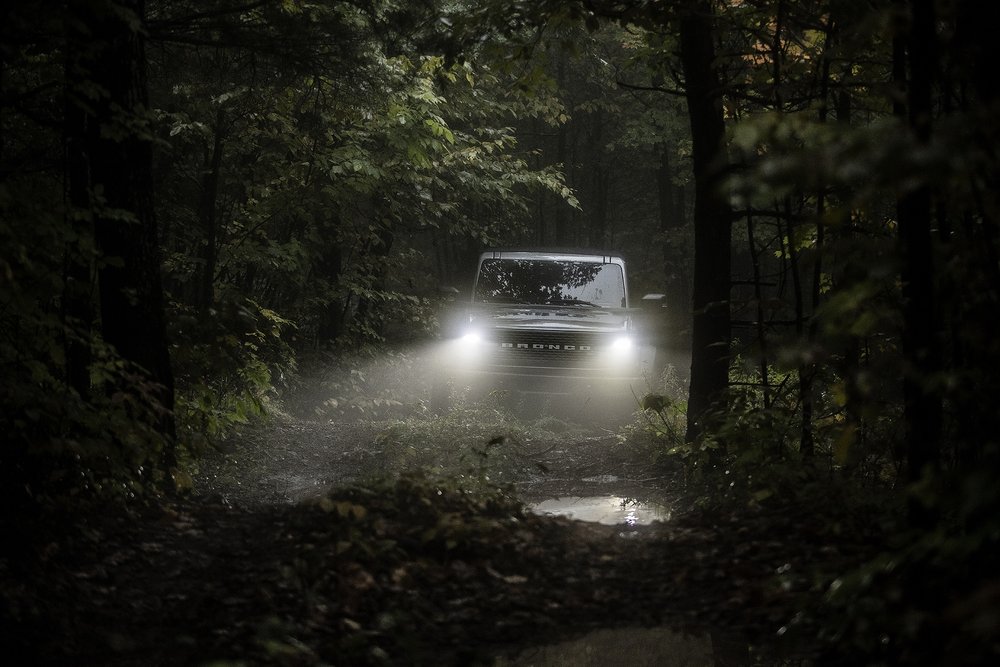 morahan_visuals_outside_tv_ford_bronco_04074_v1.jpg