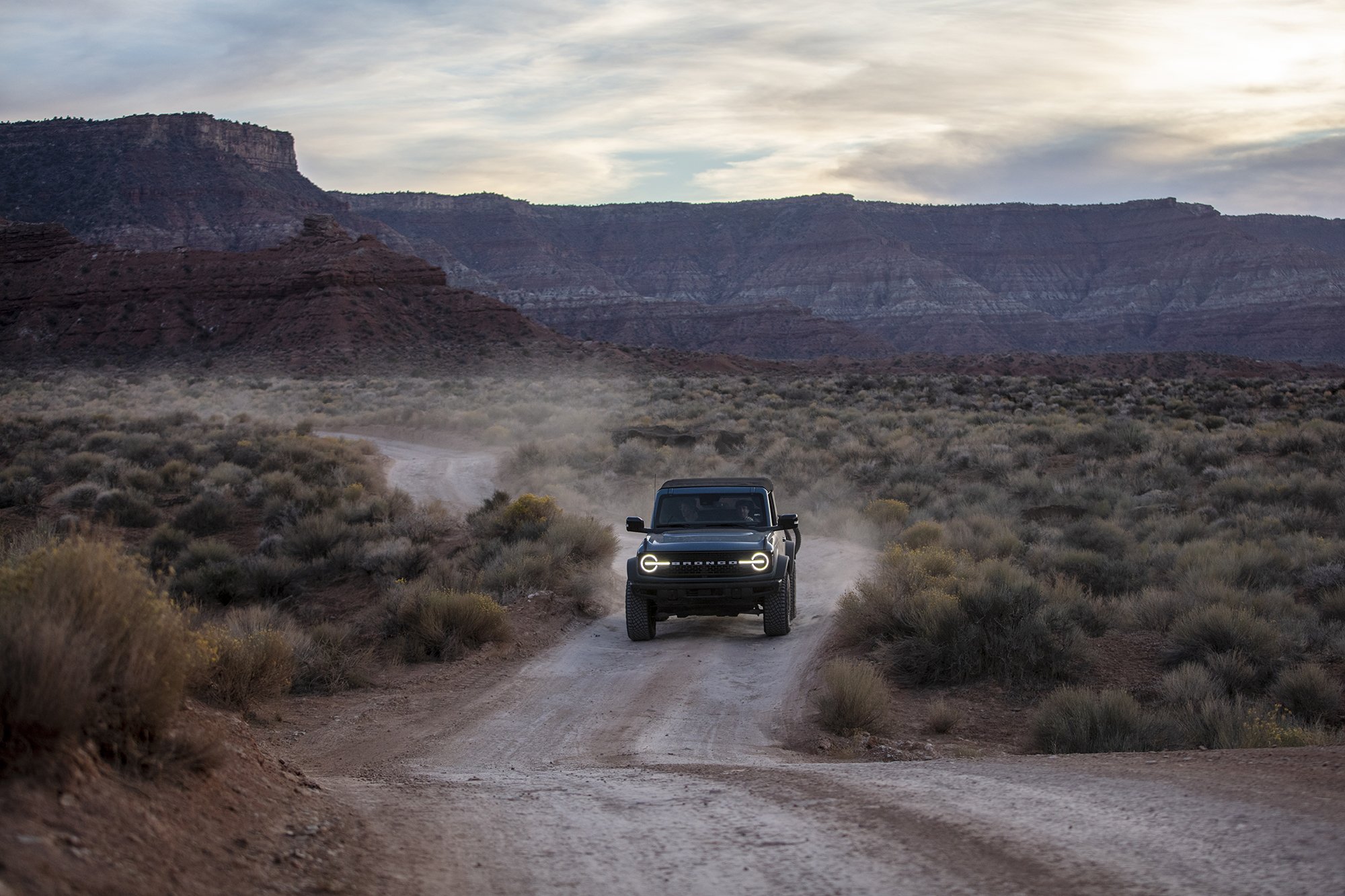 morahan_visuals_outside_tv_ford_bronco_10283.jpg