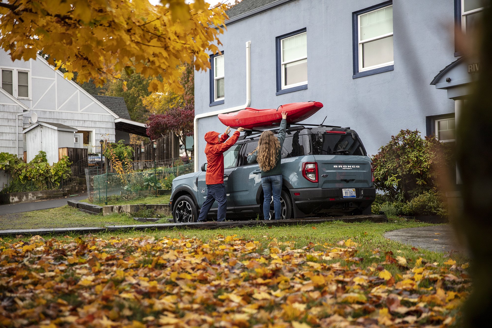 morahan_visuals_outside_tv_ford_bronco_14194.jpg