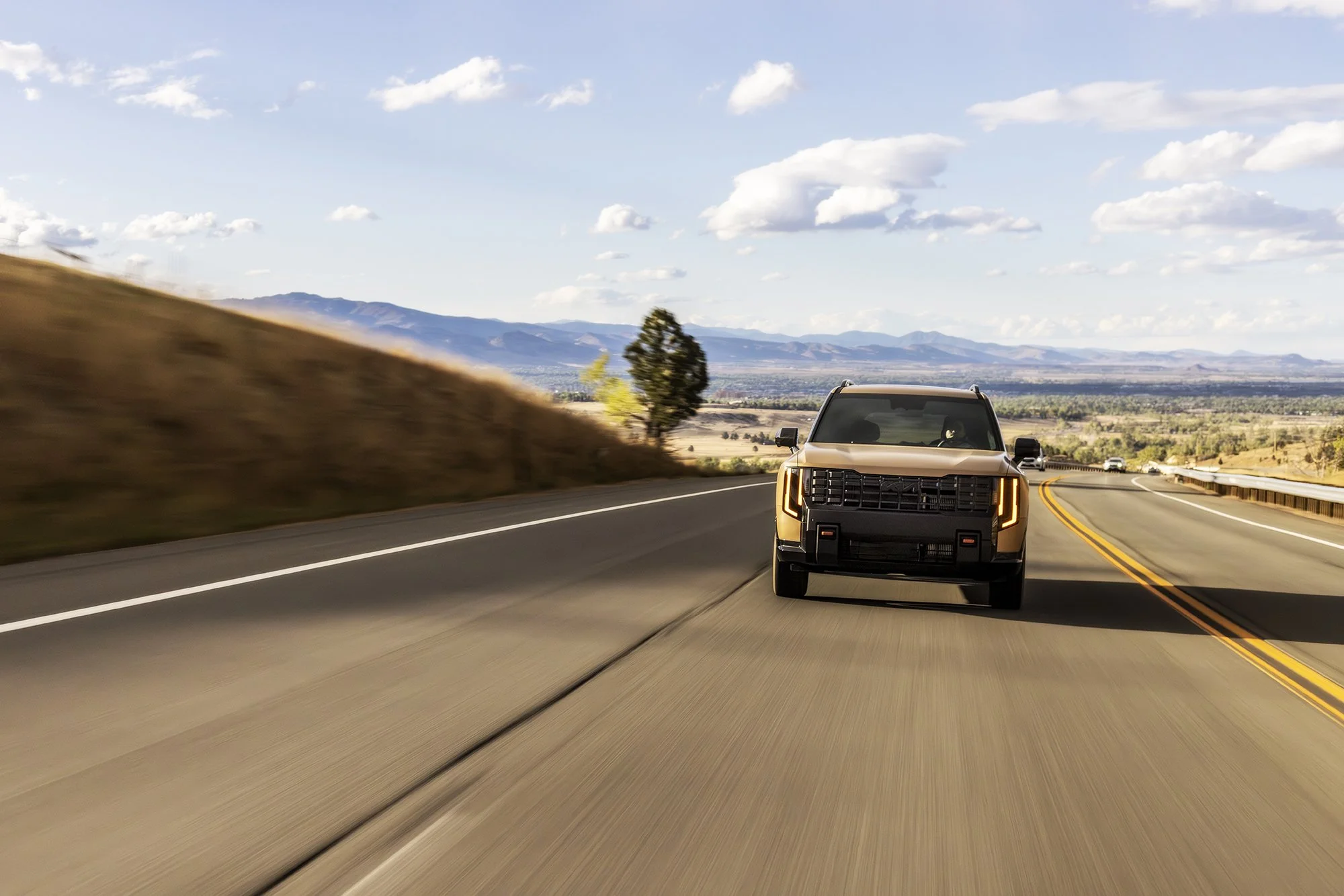 morahan_visuals_outside_tv_kia_telluride_26929.jpg