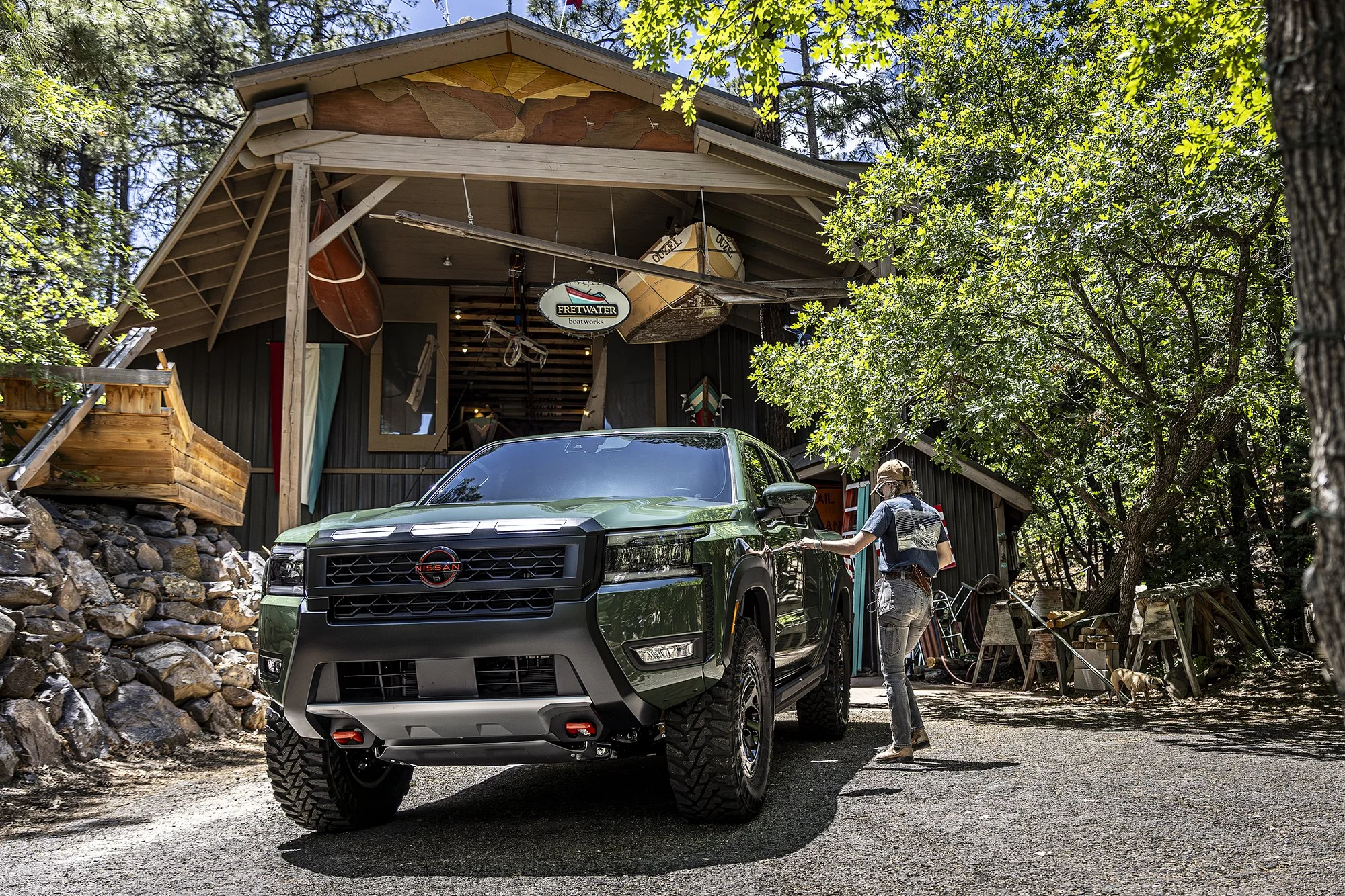 morahan_visuals_outside_tv_nissan_frontier_01339.jpg