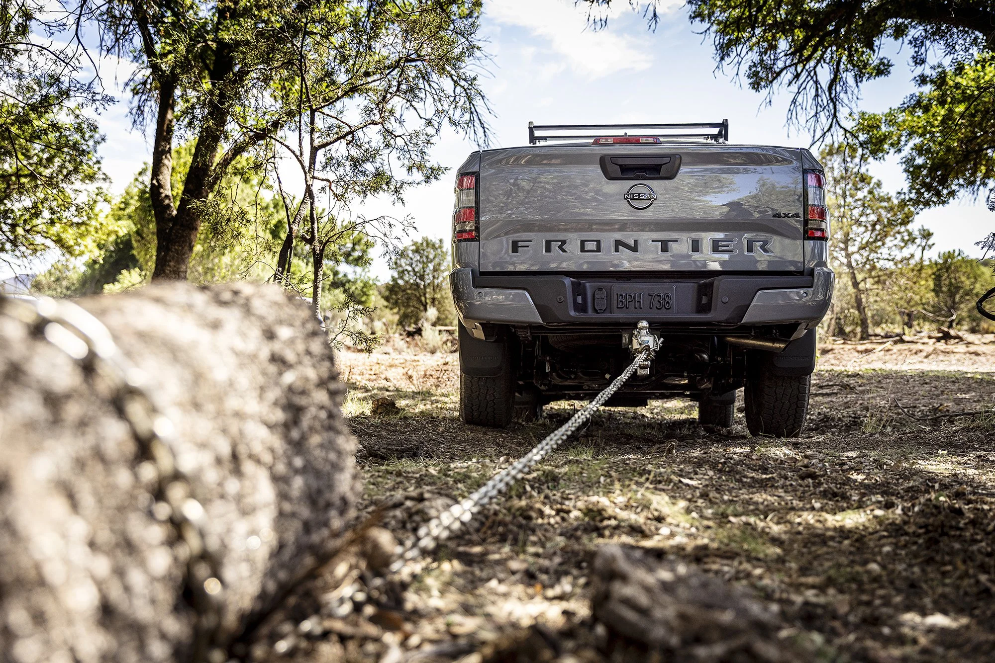 morahan_visuals_outside_tv_nissan_frontier_14128_v2.jpg