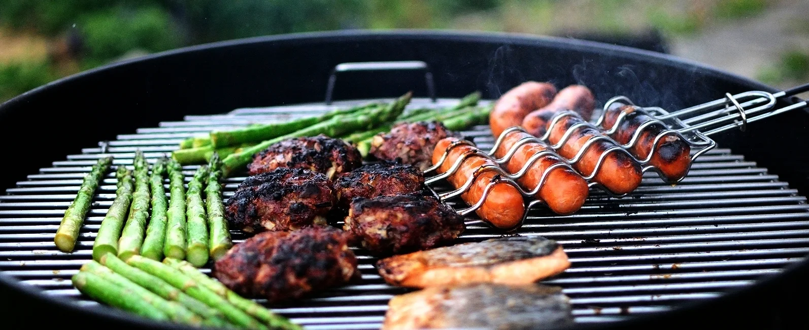 off-the-vine-catering-bottom-horizontal-callout-bbq-menu.jpg