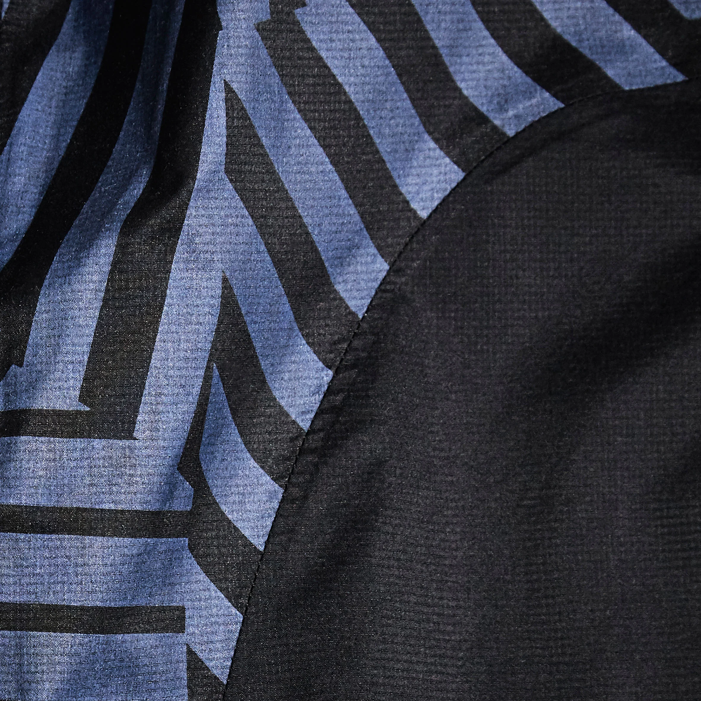 DYNE Jacket 5.jpg