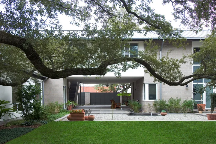 BELLMEADE- YARD.jpg