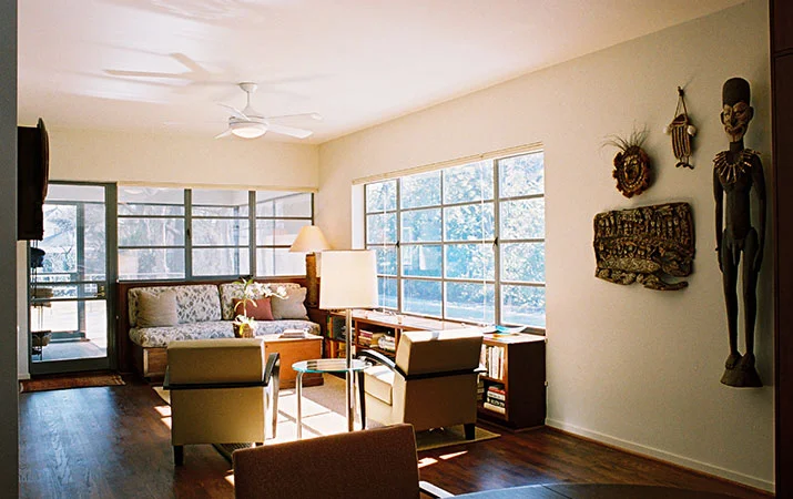BLUE- SUNROOM.jpg