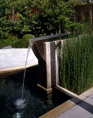 WAVERLY- FOUNTAIN.jpg