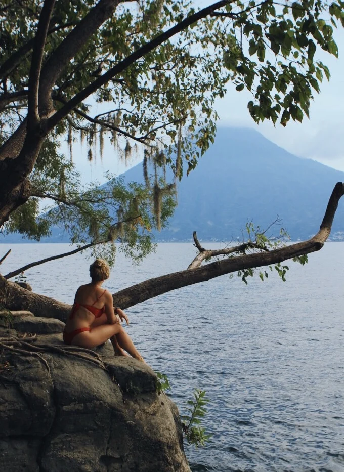 LAKE ATITLAN - UNDER THE SURFACE