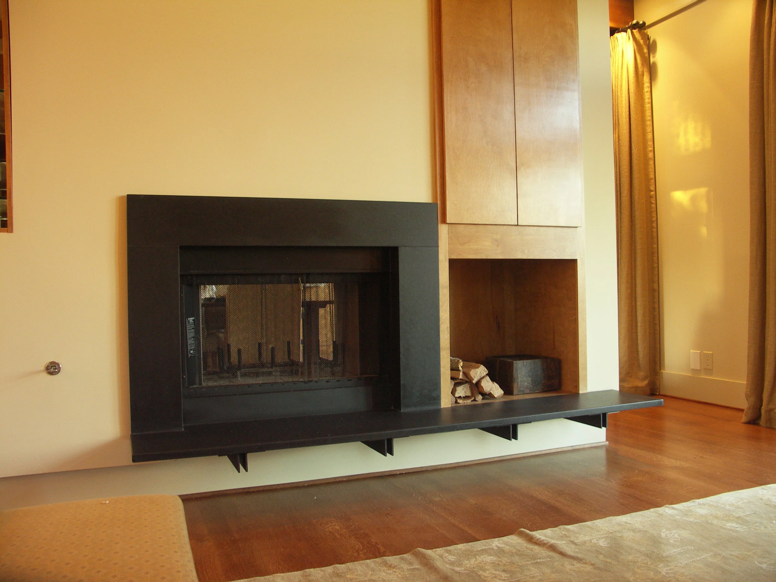 Kliros _Dewees_DiningRoom_Fireplace.jpg