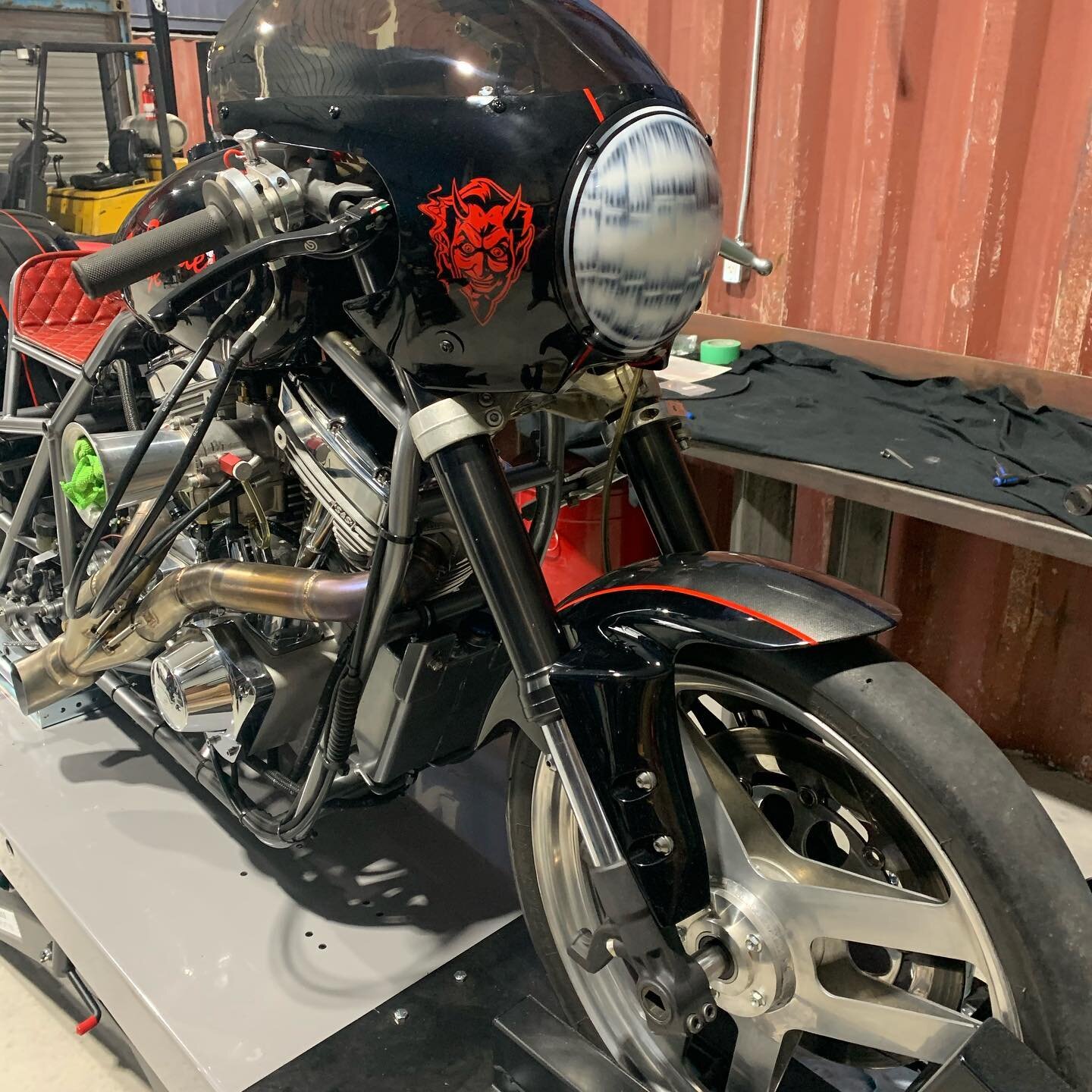 Drag Bike is now ready for testing with new Paint, upgraded frame and paint, new motor swap#S&amp;S motors#blackwidowcustompaint #bikedragracing #nhra