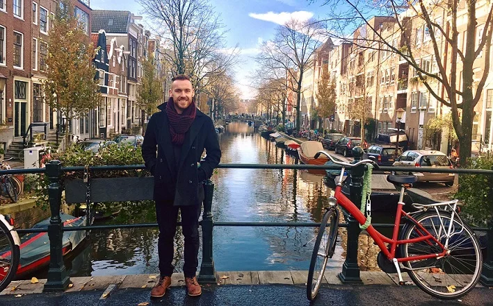 I over packed for my few days in Amsterdam with a few scarfs, more than one winter jacket and 2/3 pairs of shoes...