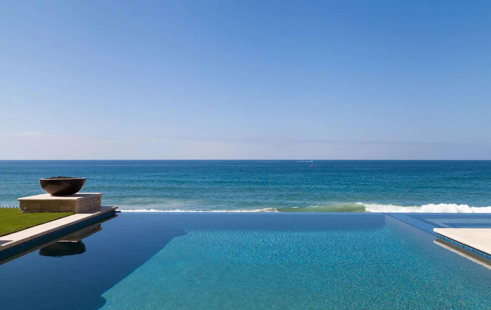 dana-point-infinity-pool-ocean.jpg
