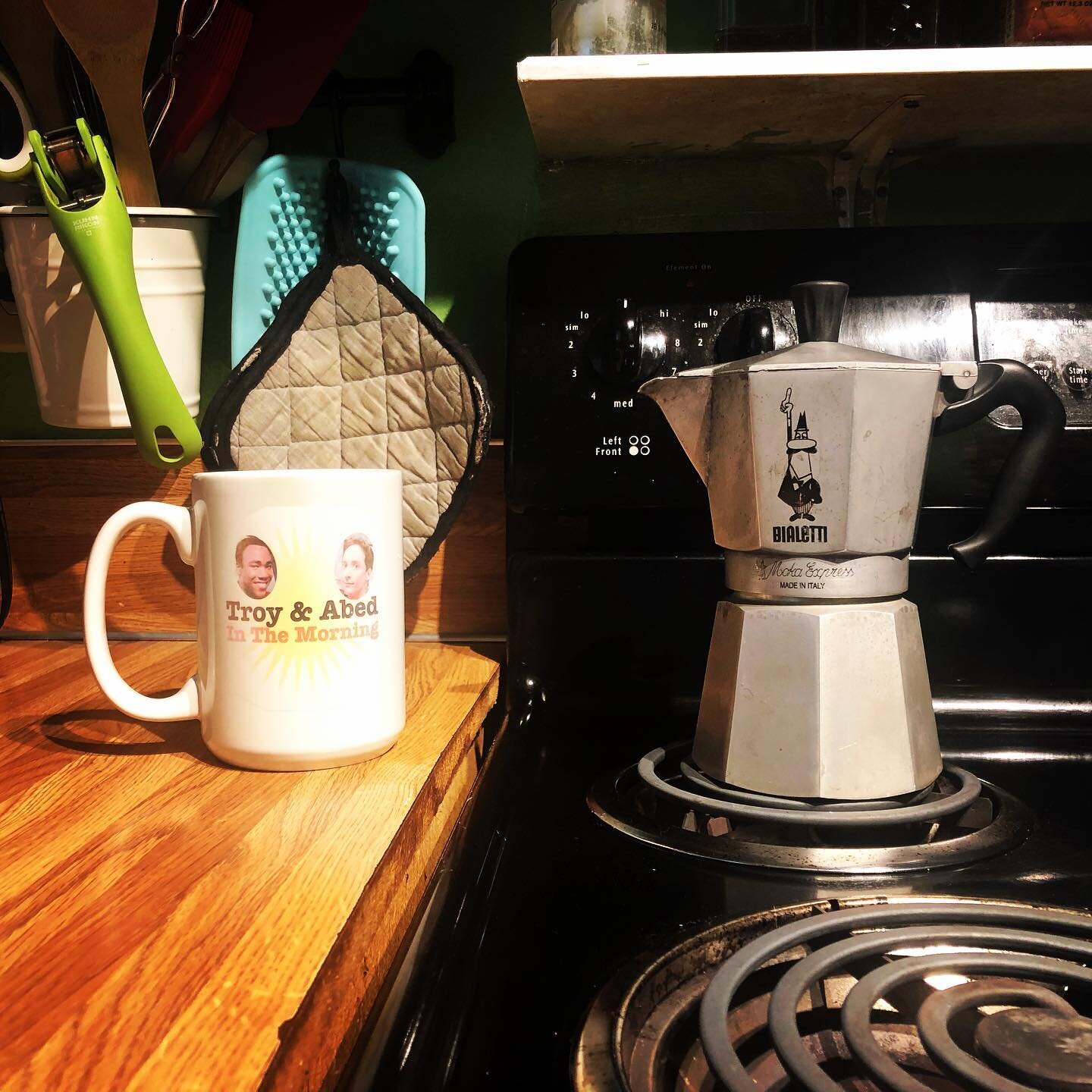 It&rsquo;s national coffee day, I guess I&rsquo;ll use my favorite mug and my favorite coffee maker. #troyandabedinthemorning #favoritemorningshow #favoritecoffeemug #nationalcoffeeday #bialetti #mokaexpress