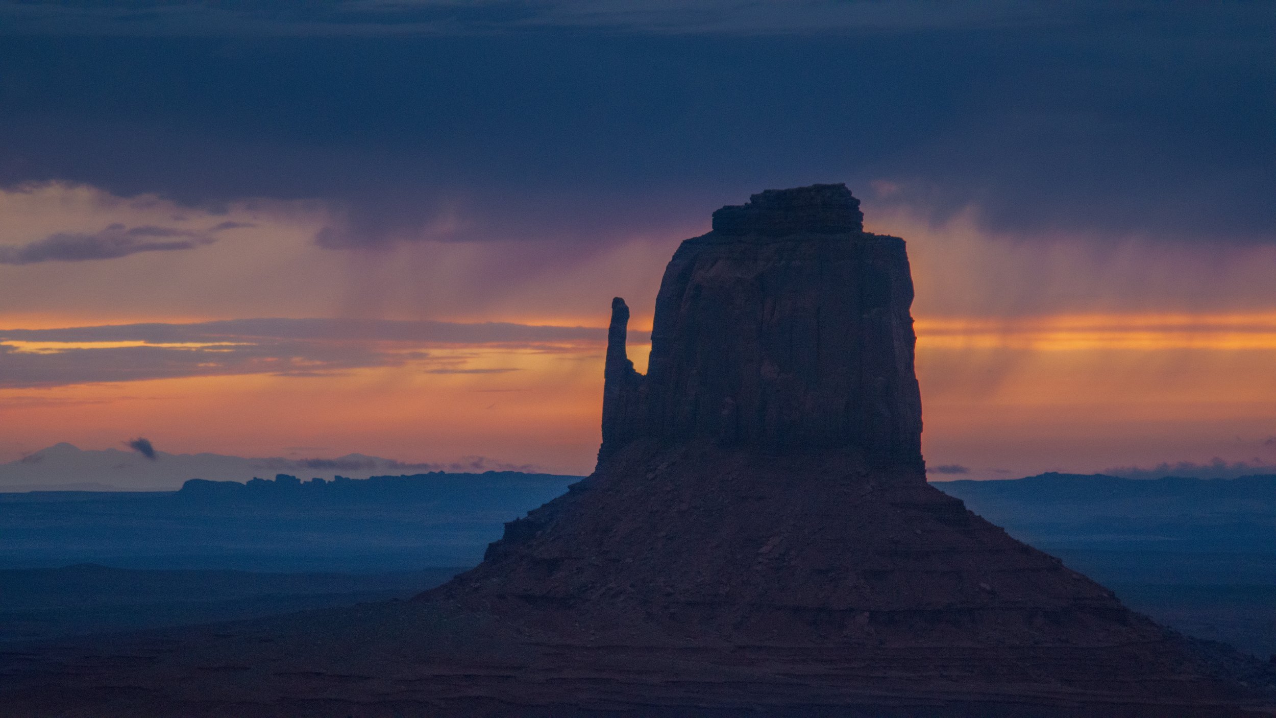  Monument Valley East Mitten during sunrise 