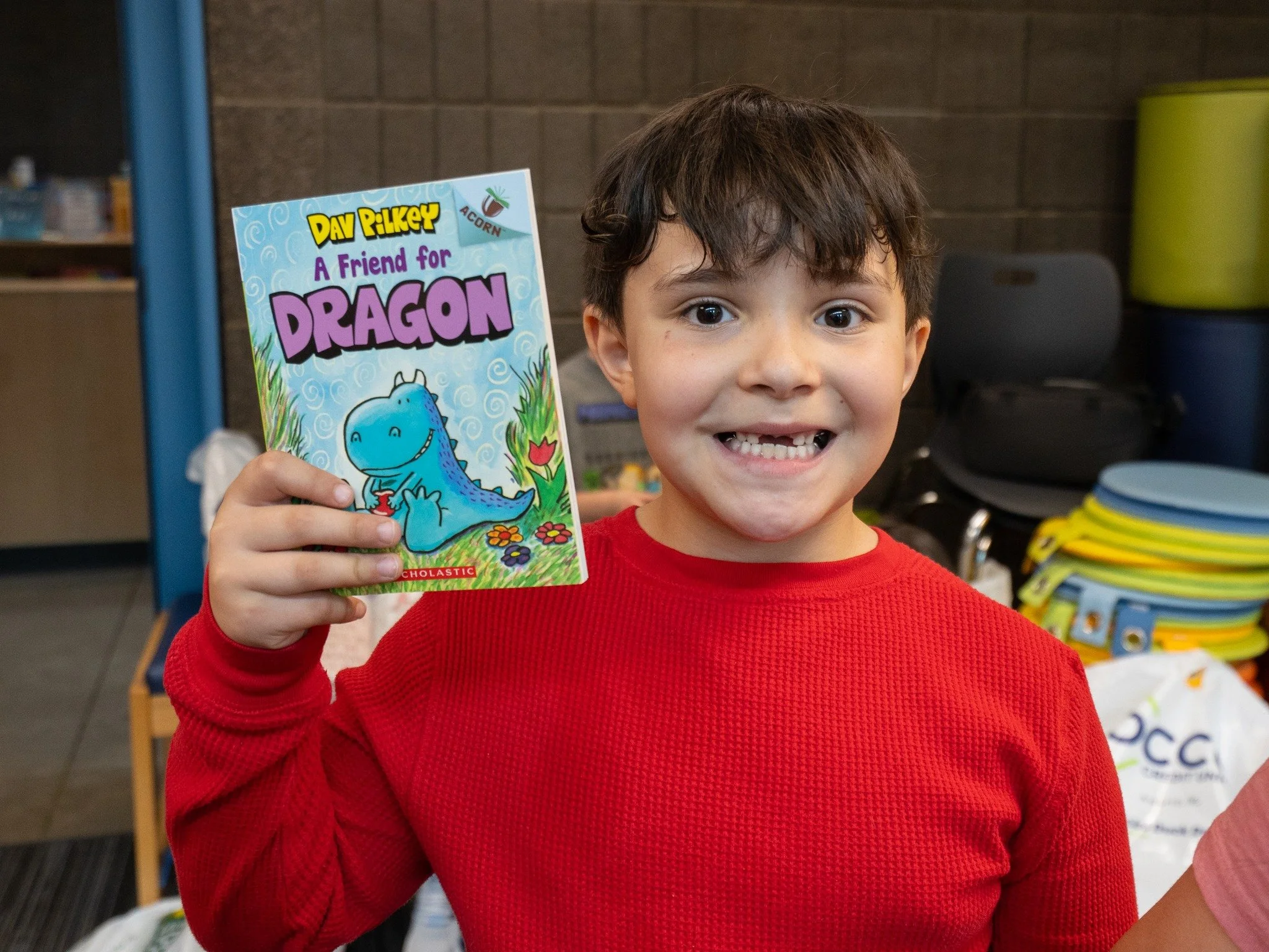 BookFest is underway at schools around Lane County! So far, we've distributed books to K-2nd grade students at 11 schools, and we have three more schools to go 🎉 Catch a glimpse of the fun here, and keep an eye out for more photos and video, coming 