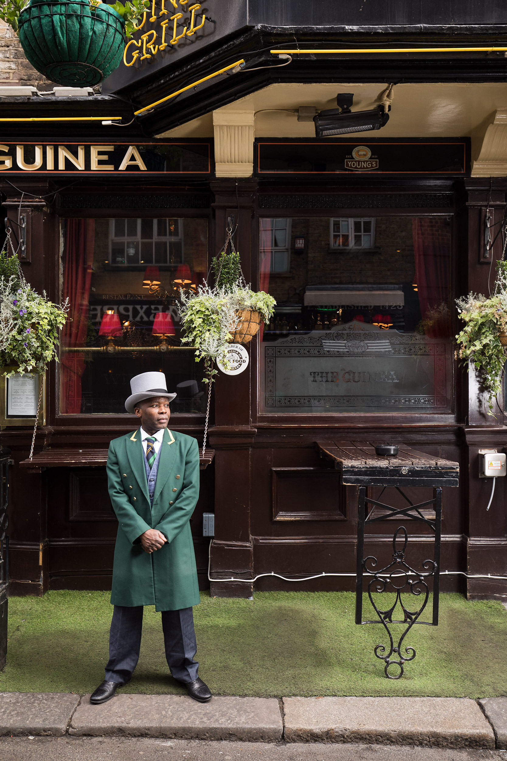 (Guinea Grill) Long Service: London