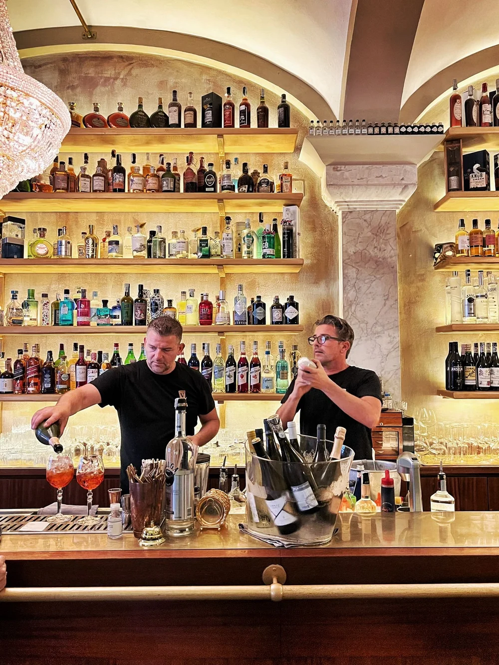 Velluto Cocktail Bar