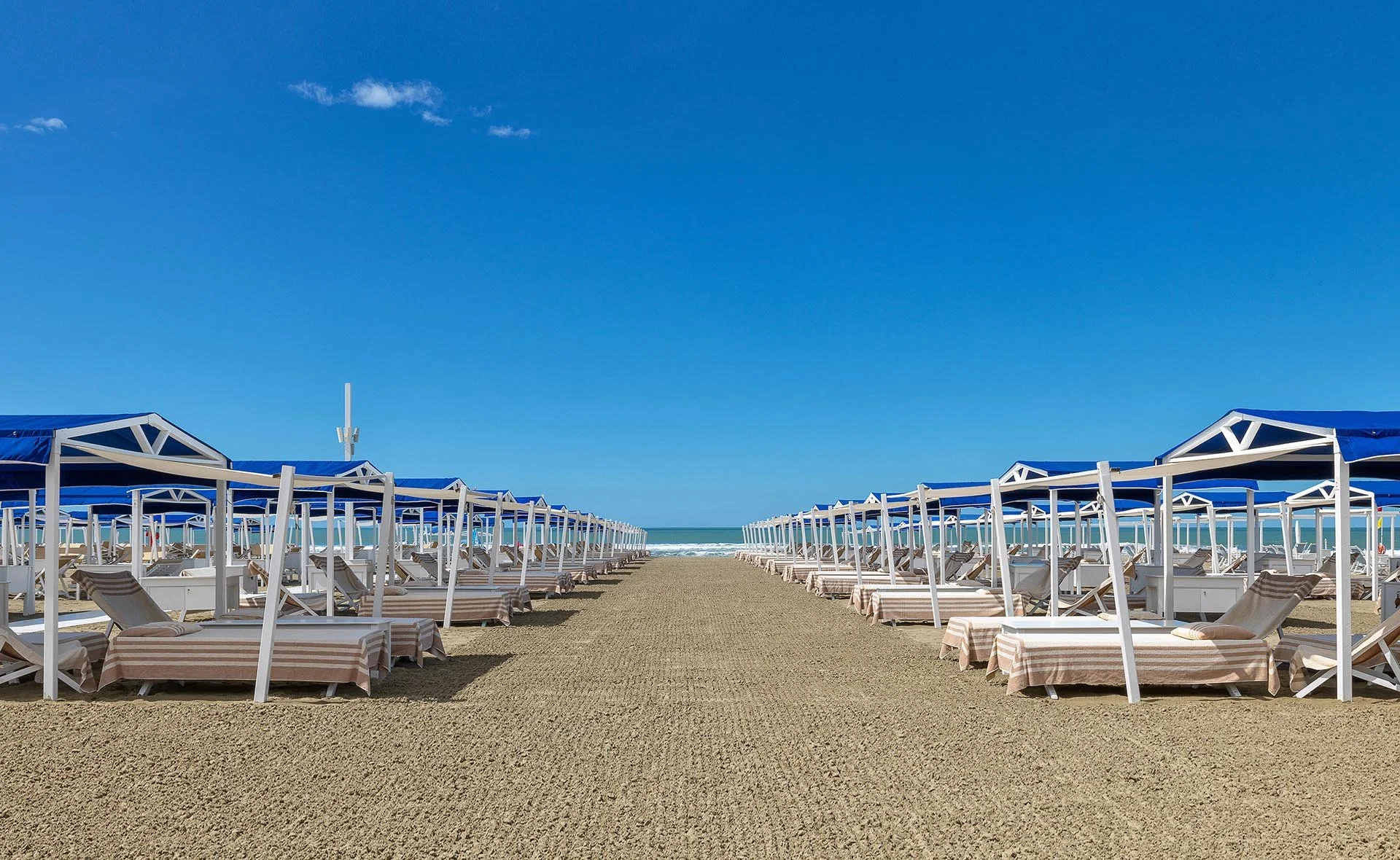 Forte Dei Marmi's Best Restaurants, Bars and Beach Clubs (2022)
