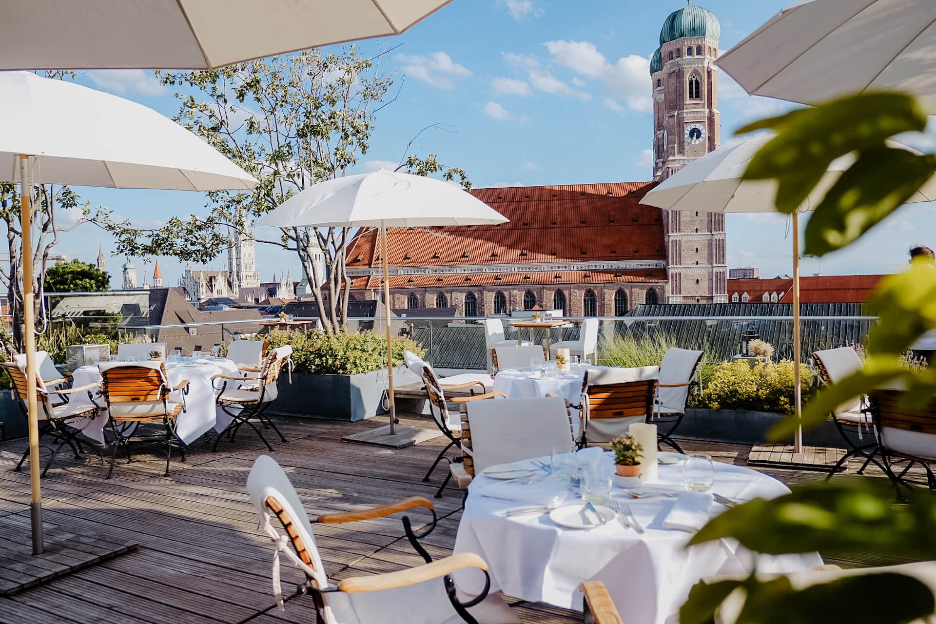 Bayerischer Hof Luxury Hotel in Munich2018_0715_21151800.jpg