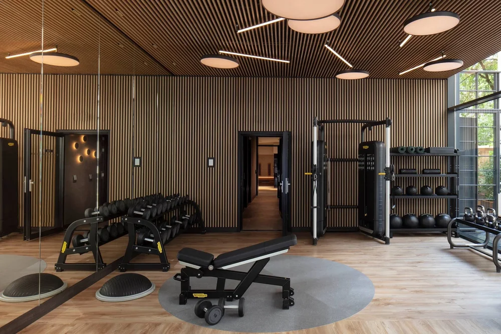 Anantara_Grand_Hotel_Krasnapolsky_Amsterdam_Gym_Wide_Shot.jpeg