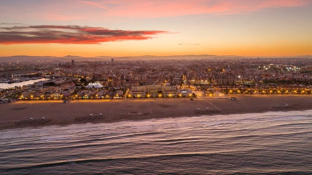 Balneario Las Arenas Valencia .jpeg