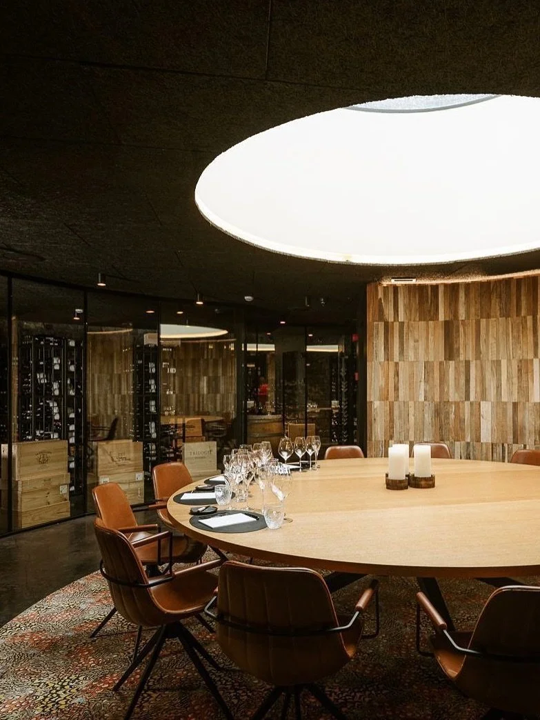 🍷🏨 AS THE LEAVES ARE FALLING, IT&rsquo;S TIME FOR AN AUTUMN GETAWAY. ENJOY A FIVE-STAR STAY WITH AN EXCLUSIVE WINE TASTING IN A CELLAR WITH 13.000 BOTTLES IN THE ARDENNES | BELGIUM. 🥂 

Together with Bearleader in Food, Michelin Star Chef Marius B