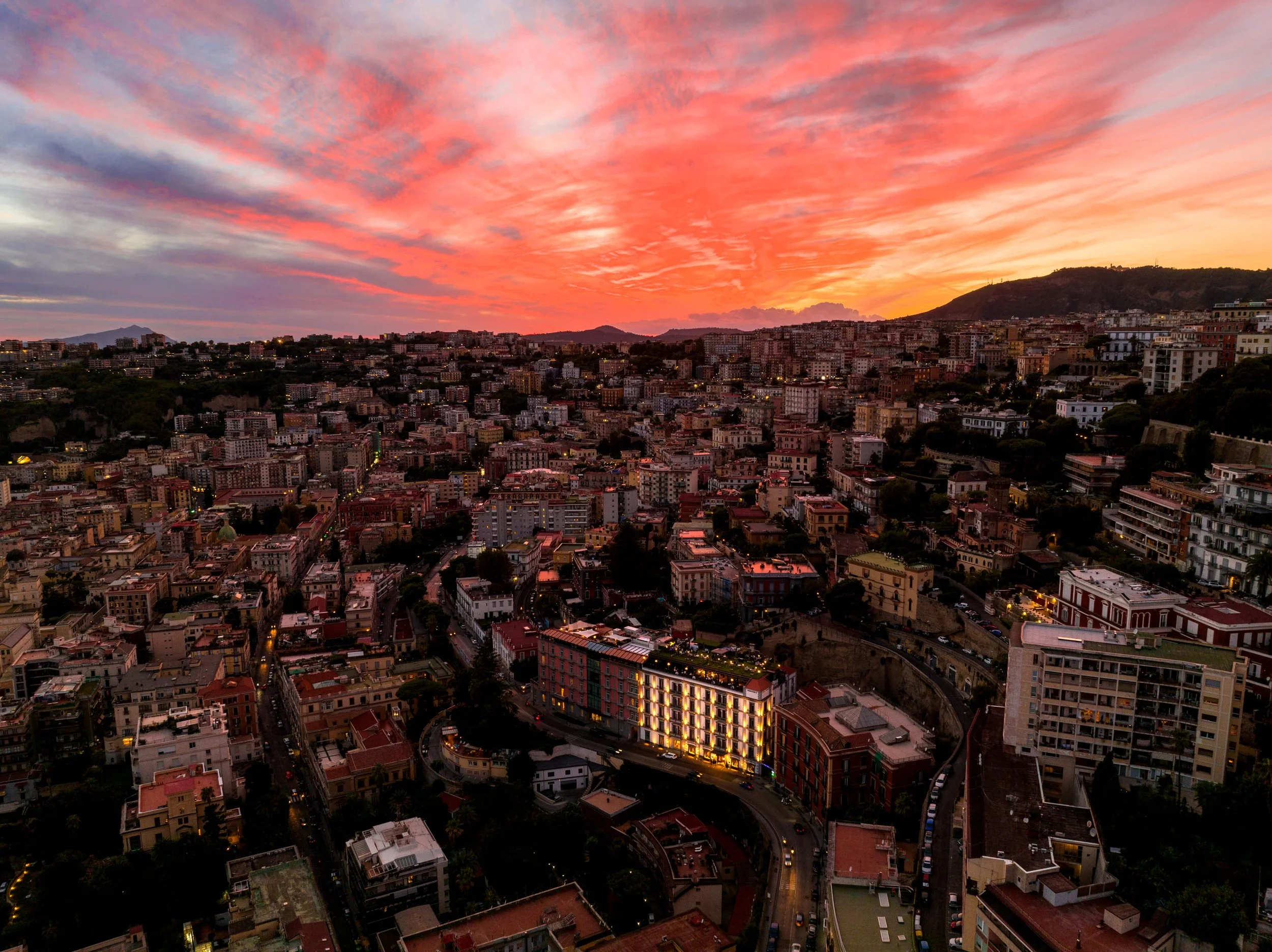 DESTINATION GUIDES WITH TIPS BY THE BEARLEADERS