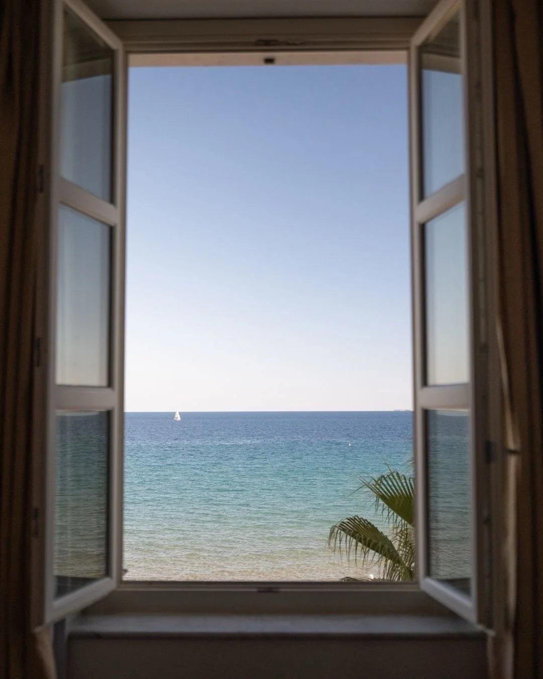 🏖️ DO YOU WISH TO WAKE UP WITH THIS VIEW? THIS EASTER, GRAND HOTEL ALASSIO RESORT &amp; SPA*****, WOULD LOVE TO WELCOME YOU FOR AN EXCLUSIVE EASTER STAY! 🐣 

If you haven&rsquo;t decided on your Easter Getaway, this might be it!

The offer of five-