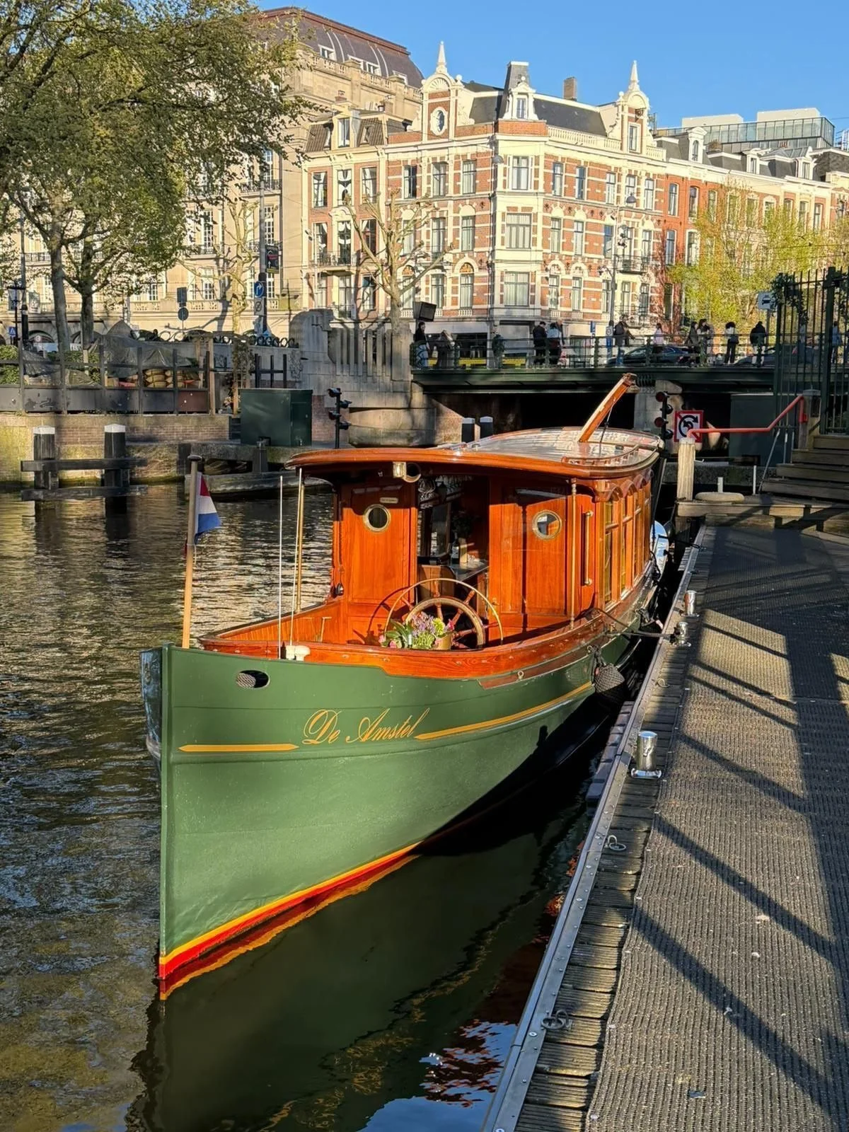 🚤 This Salon Boat with Sommelier-led wine tasting accompanied with two Michelin-starred bites, is waiting for you to cruise the Amsterdam canals! 🍷 

This unique Hosted Experience, is brought to you exclusively by Bearleaders.  Indulge in the best 