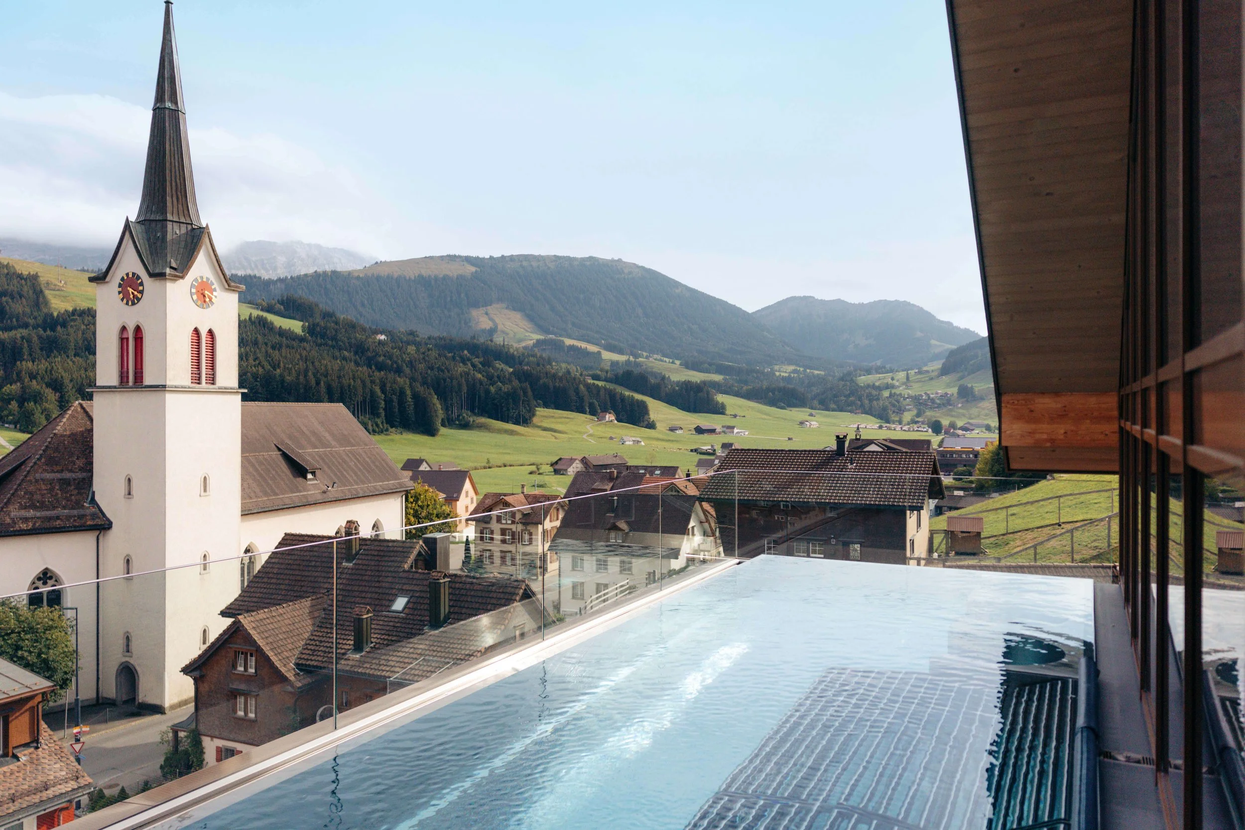UNLISTED HOTEL JOURNEYS & EVENTS CURATED WITH HOTELS & TASTEMAKERS