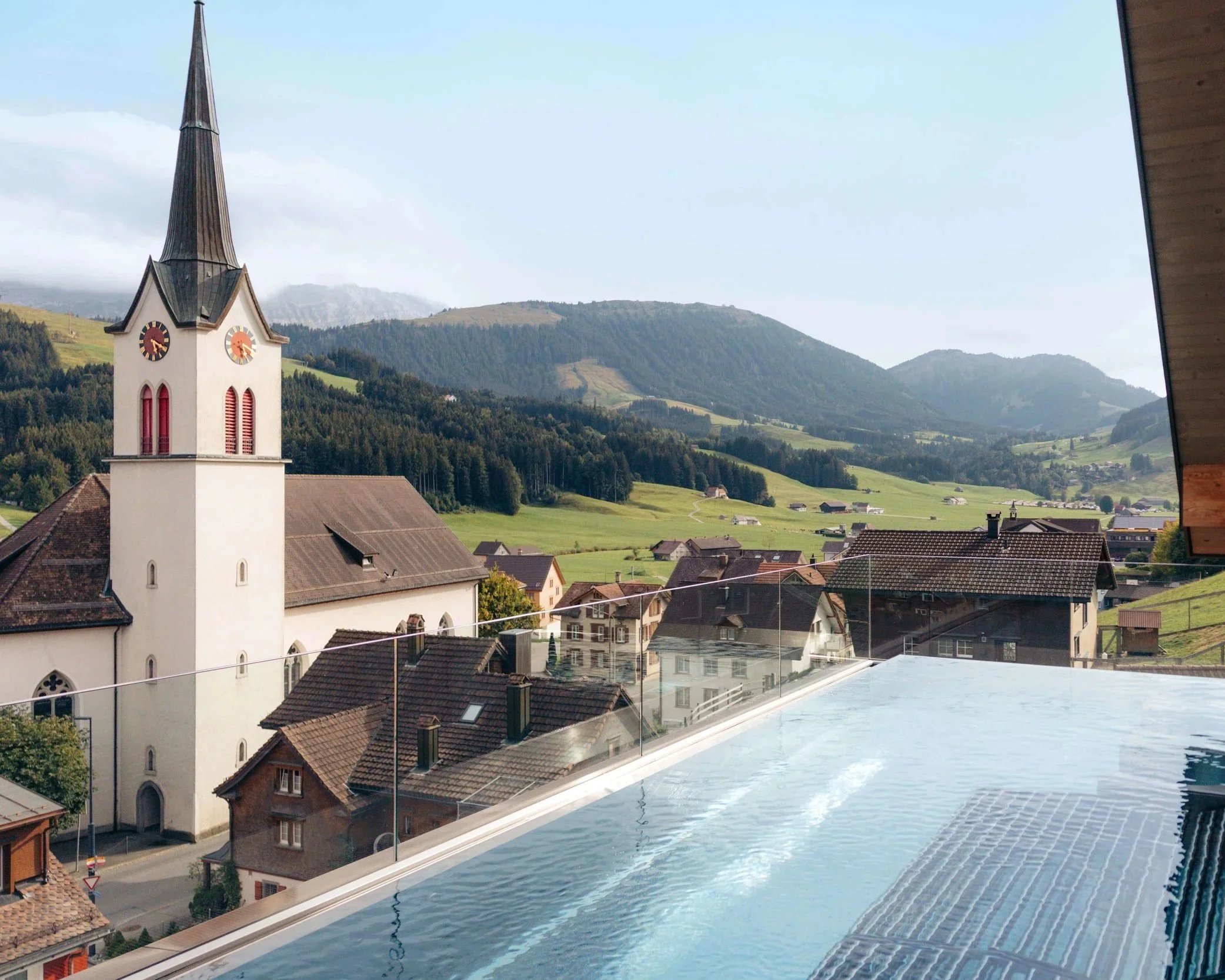 HOTEL JOURNEYS & EVENTS CURATED WITH HOTELS & TASTEMAKERS