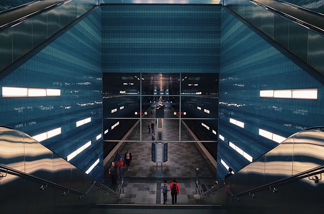 Solo trip day3- Alienative Hamburg.#hamburg#elbphilharmonie#&Uuml;berseequartier#underground