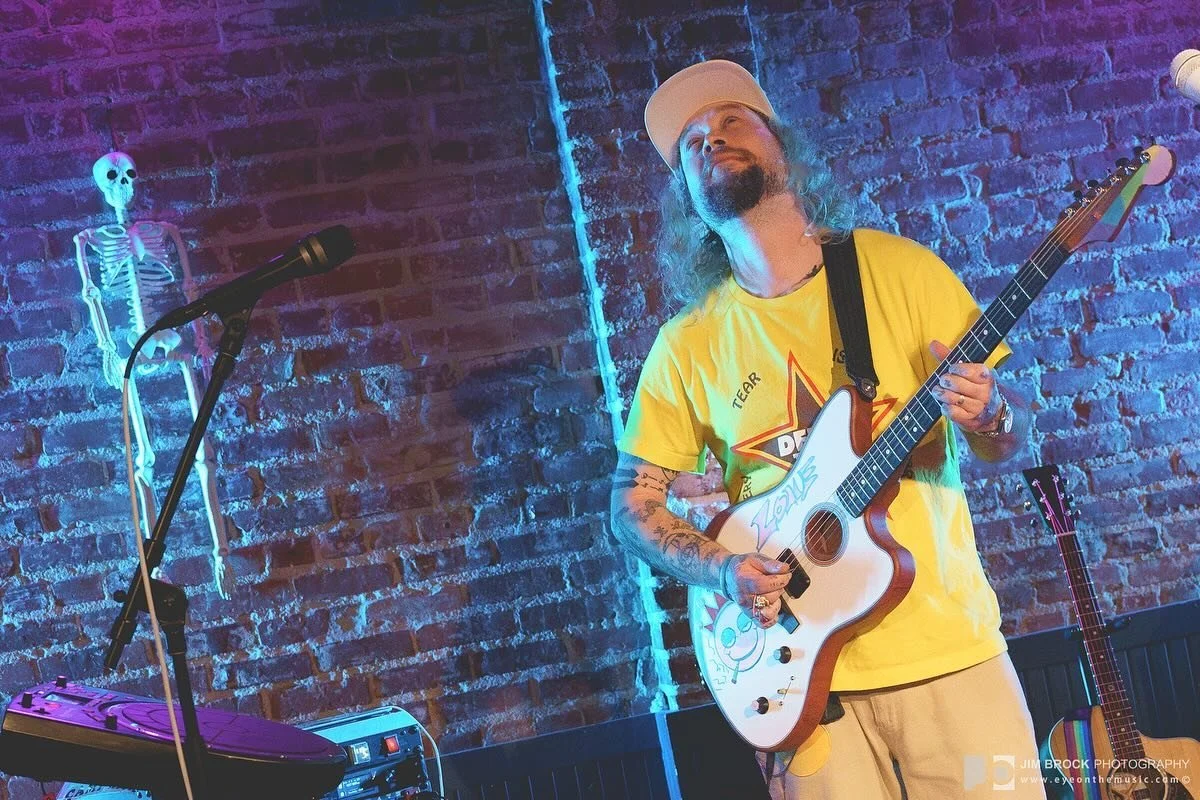 Venice showed up! San Diego tonight @ Winston&rsquo;s 😄

📸 @jimbrockphoto