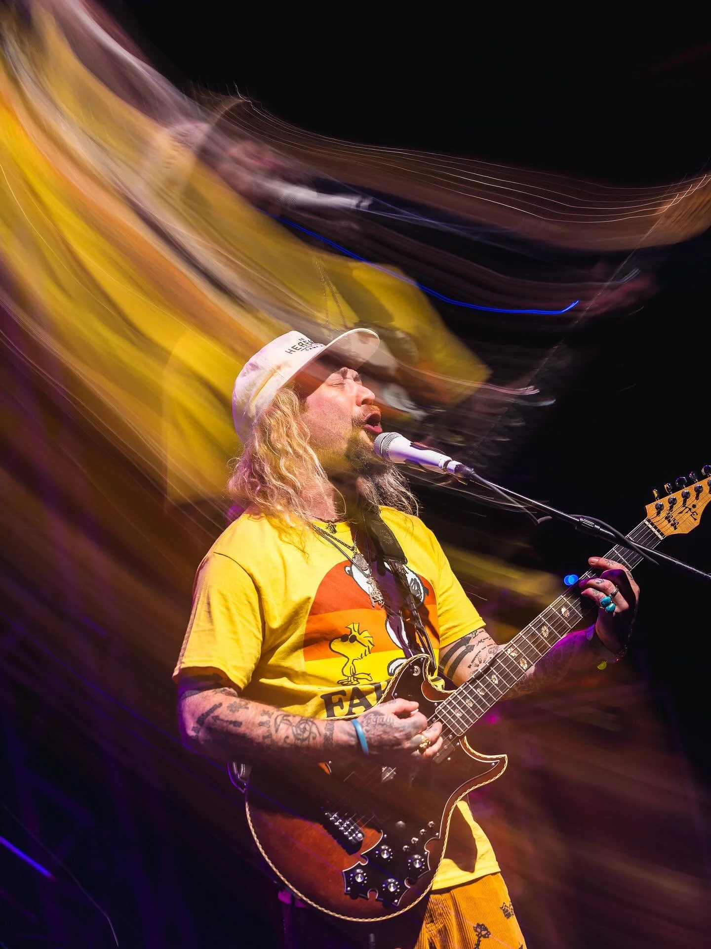 The Mihalidaze Season is here! 🎄 Ready to hit the road across the East Coast this week with support from Dale and the ZDubs. Swipe for all dates, and tickets are available online at mihalimusic.com/live!

📸 @davedecrophoto