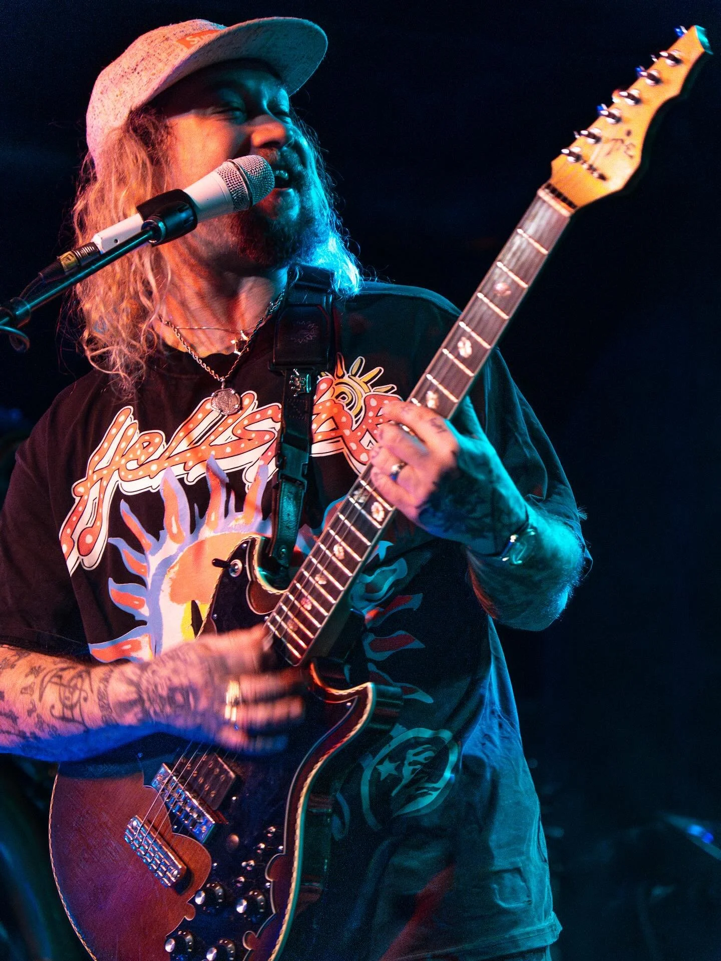 Buffalo we love ya! thanks for keeping us warm last night! Mihalidaze rolls onto Columbus tonight ✌️

12.4.2025 - Buffalo Iron Works - Buffalo, NY
Living is the Lesson $
King of the Low
Alien $ -&gt;
James Dean 
Open House 
Stubborn Smile $ -&gt;
Car