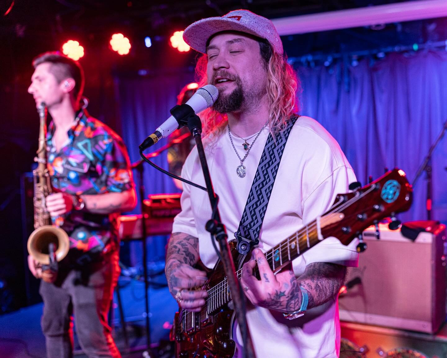 Cleveland rocks! Thank you guys for filling up the room and keeping the vibes just right! Also shout out to @amir_de_loselk from Coyote Island for jammin with us!! 

Tour with the ZDubs rolls onto Pittsburgh tonight!! 

12.6.2025 - Grog Shop - Clevel