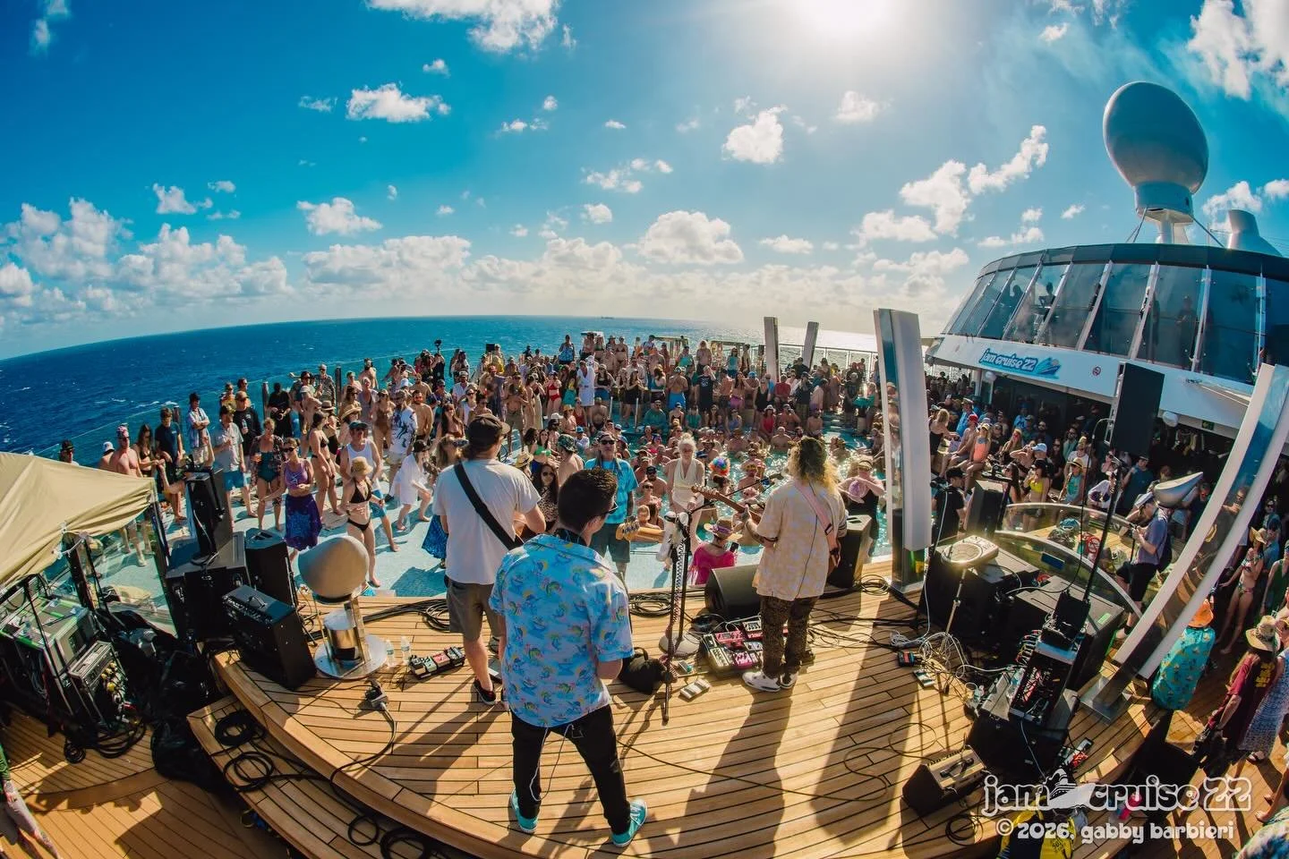 Closed out our incredible Jam Cruise week with a packed set by the Garden Pool! Can&rsquo;t imagine a more perfect place to play some music with a bunch of friends including Mike Oehmen, Mike Bafundo, Gubb, Adrian Tramontano, Jeff Lloyd (The Heavy Pe