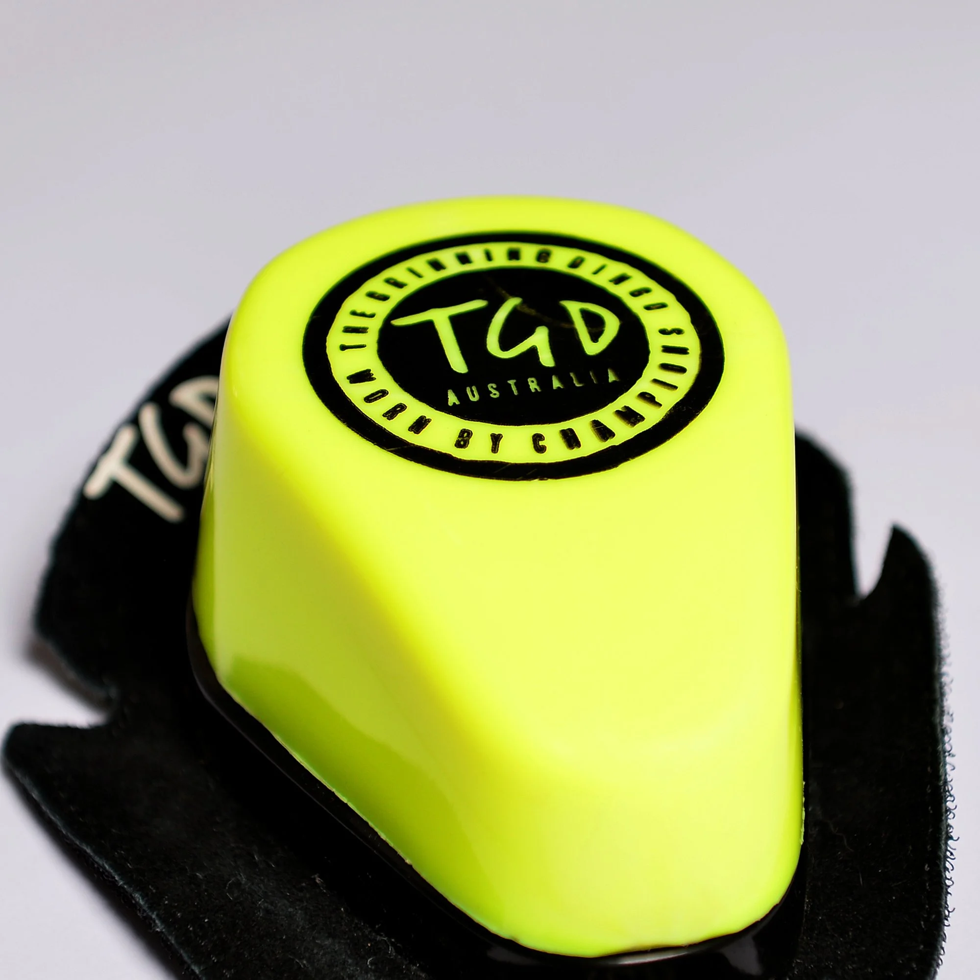 Yellow_2.jpg