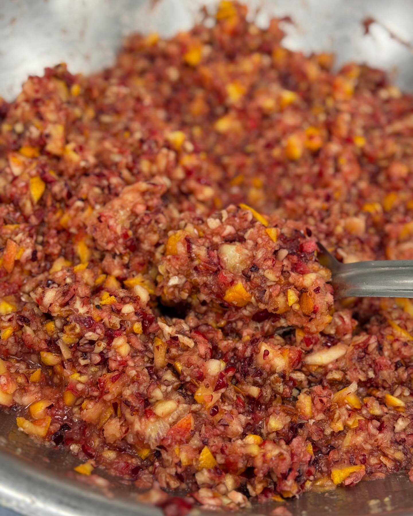 We&rsquo;ve got a new Cranberry Relish in the case to try for Thanksgiving! Made with Cranberry, Orange, and Walnuts, it tastes amazing with Turkey or paired on a cheese spread with crackers! Mix it up and use it as a pancake topping with your favori