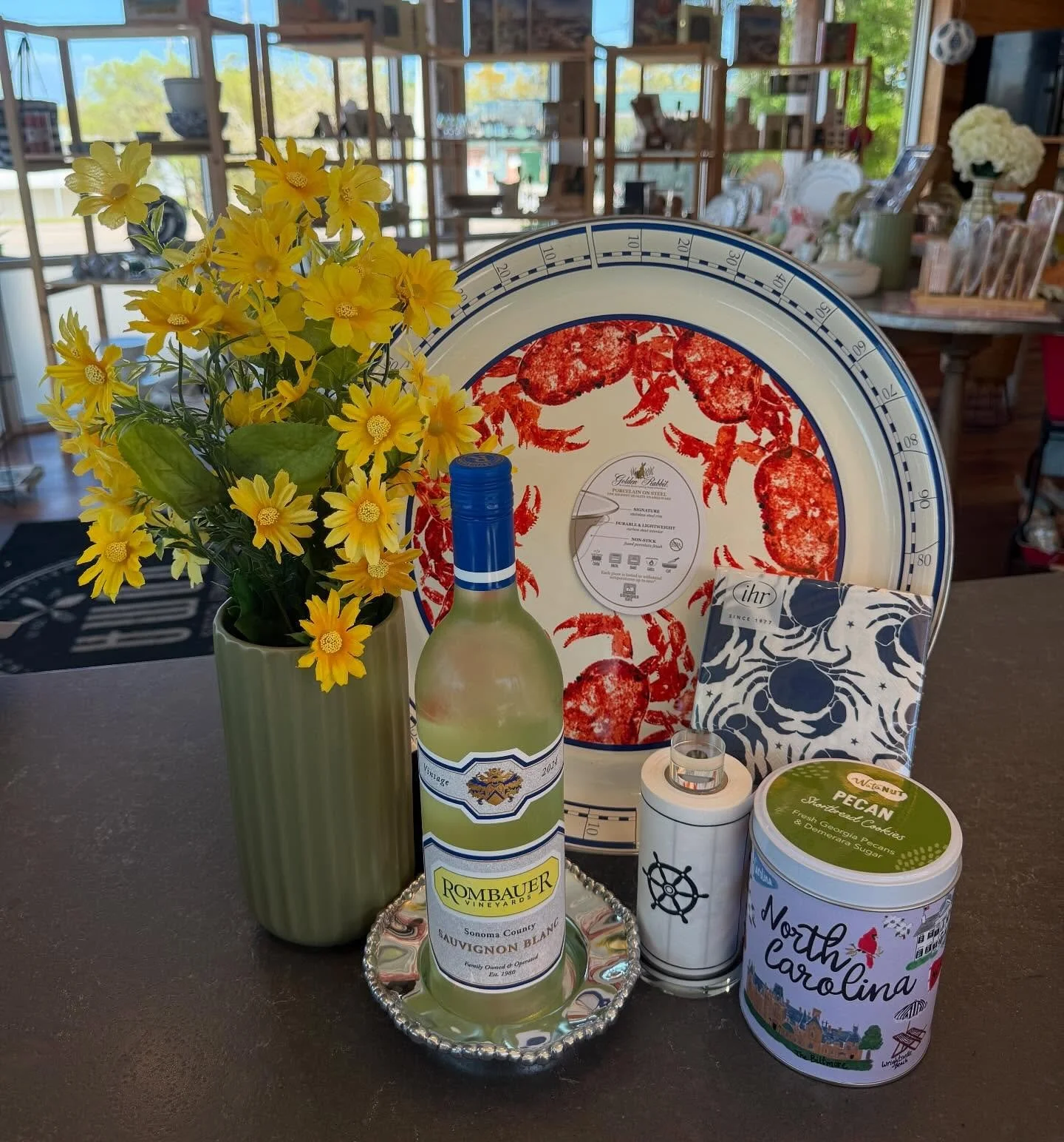 A beautiful weekend calls for good food, a few indulgences, and something new for your kitchen ☀️ Stop by, browse, grab, and go! Porters Neck 10-7 // WB 10-6 See you soon!