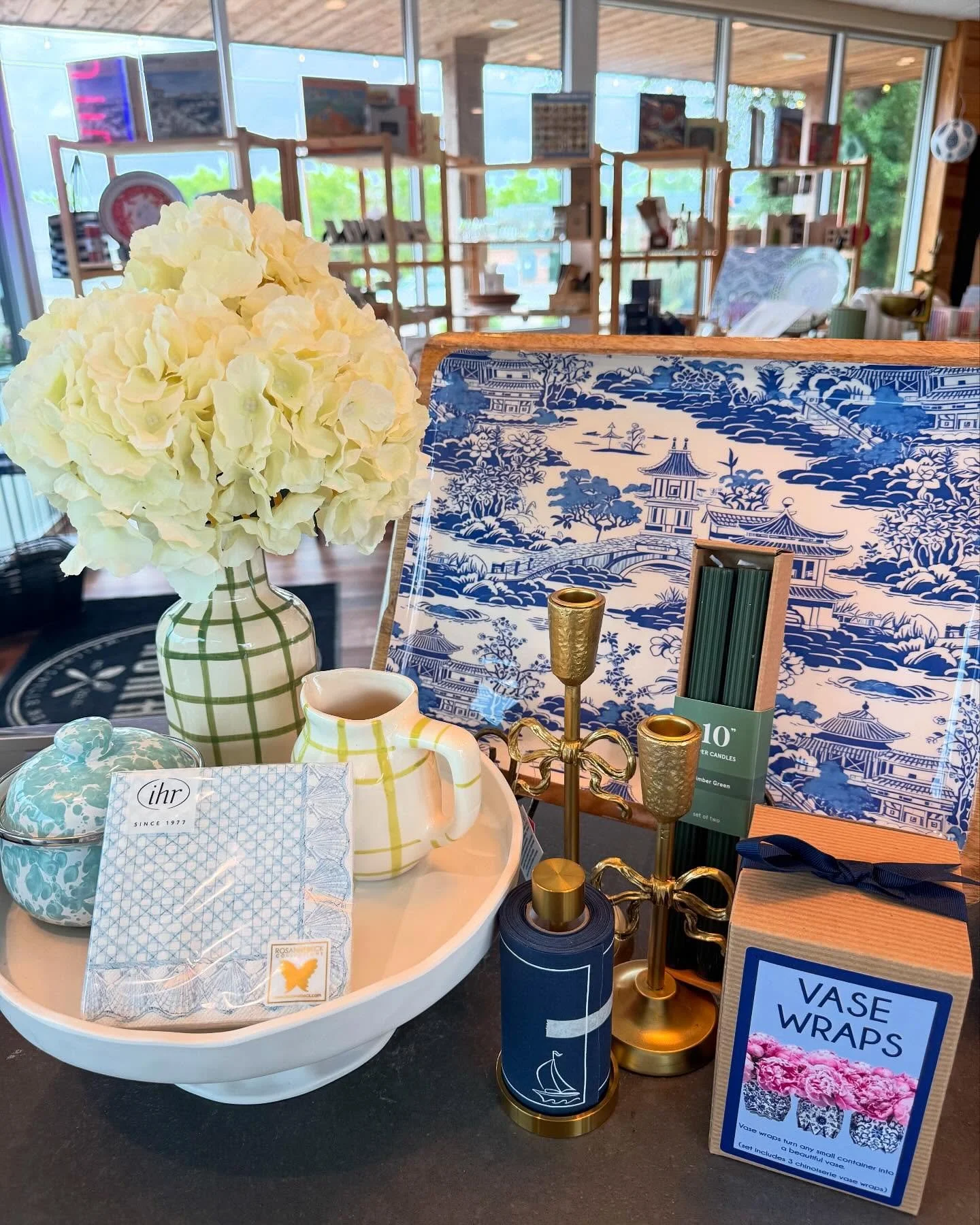 We&rsquo;re here until 6pm (WB) and 7pm (PN) for your last minute stops for Mother&rsquo;s Day! Whether you need a gift or food items for breakfast, lunch, or dinner, let us help!