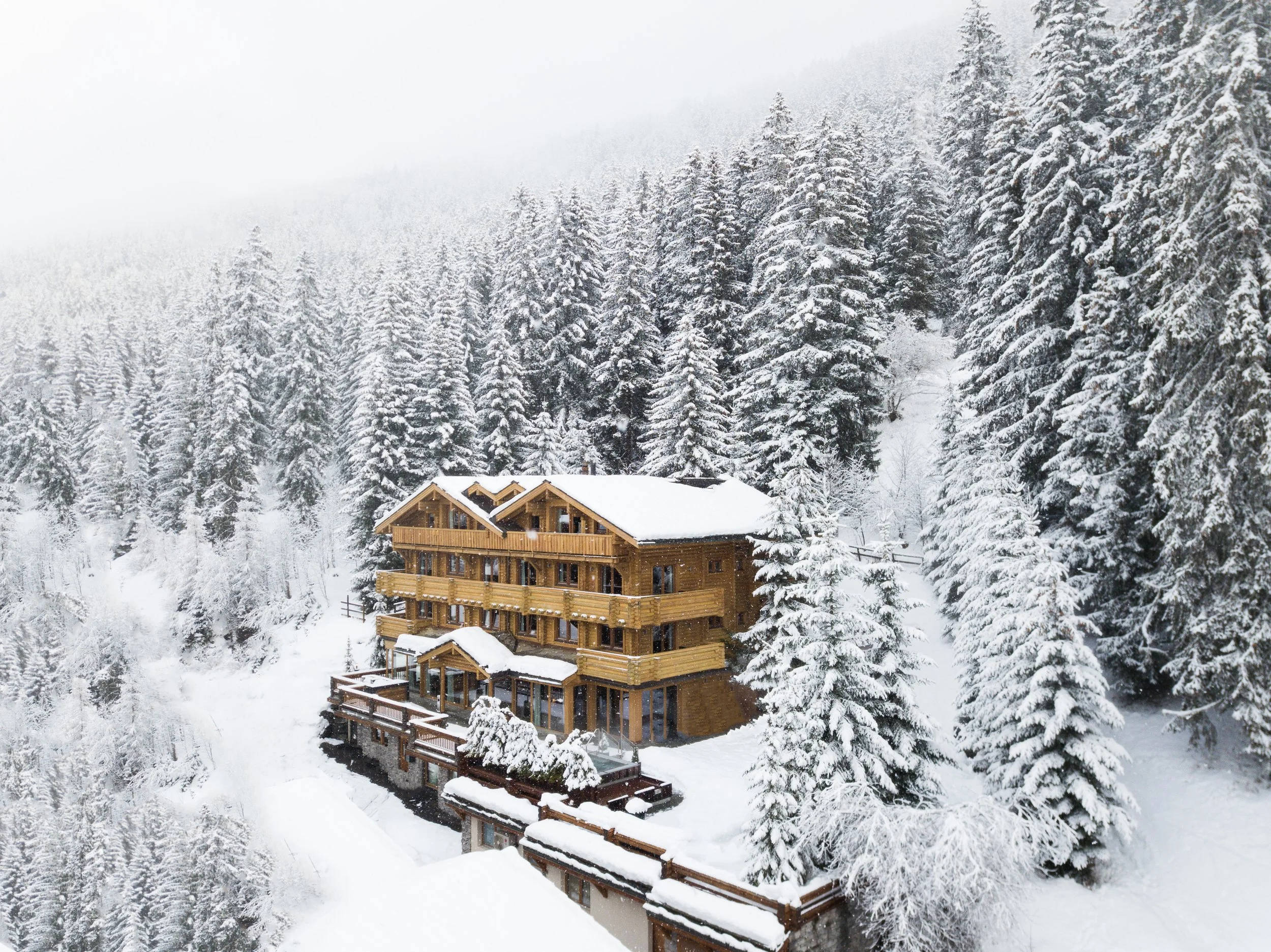 Lodge_Winter (3).jpg