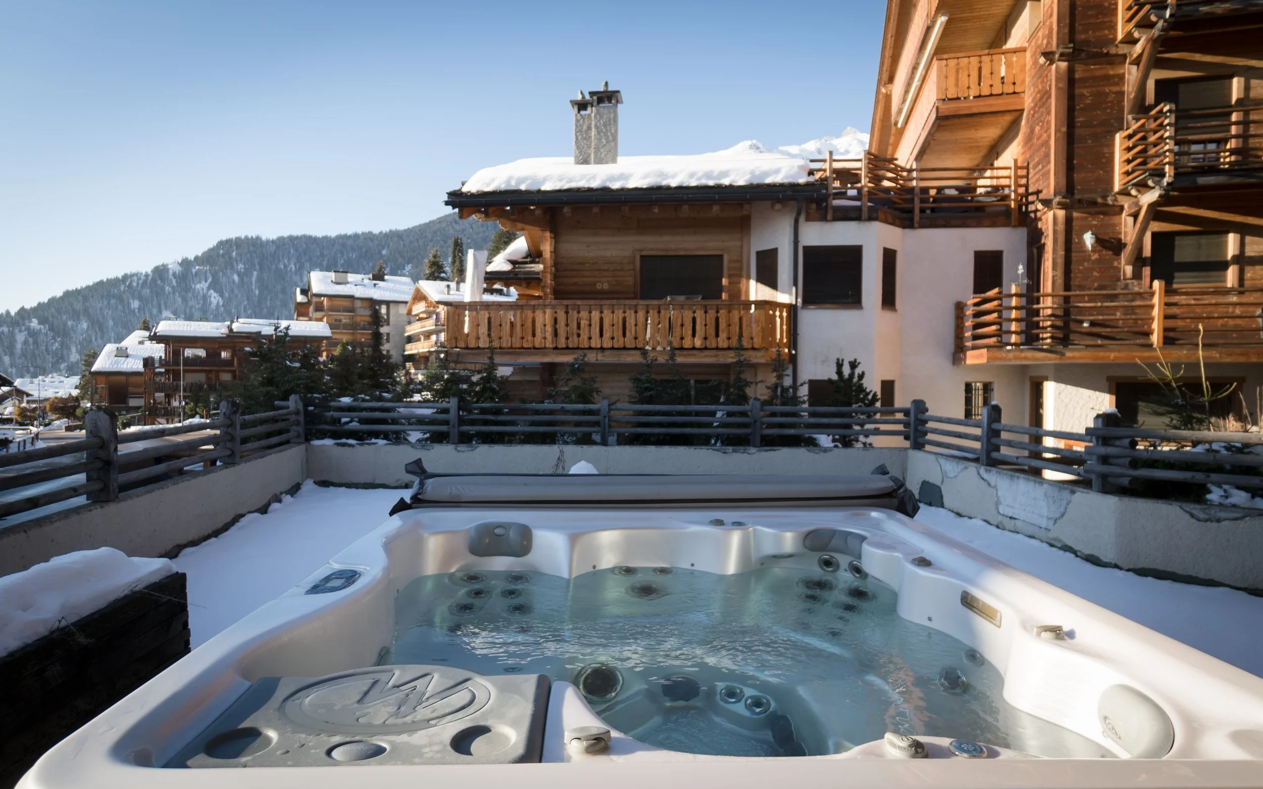 Savills_13_Etoiles (8).jpg