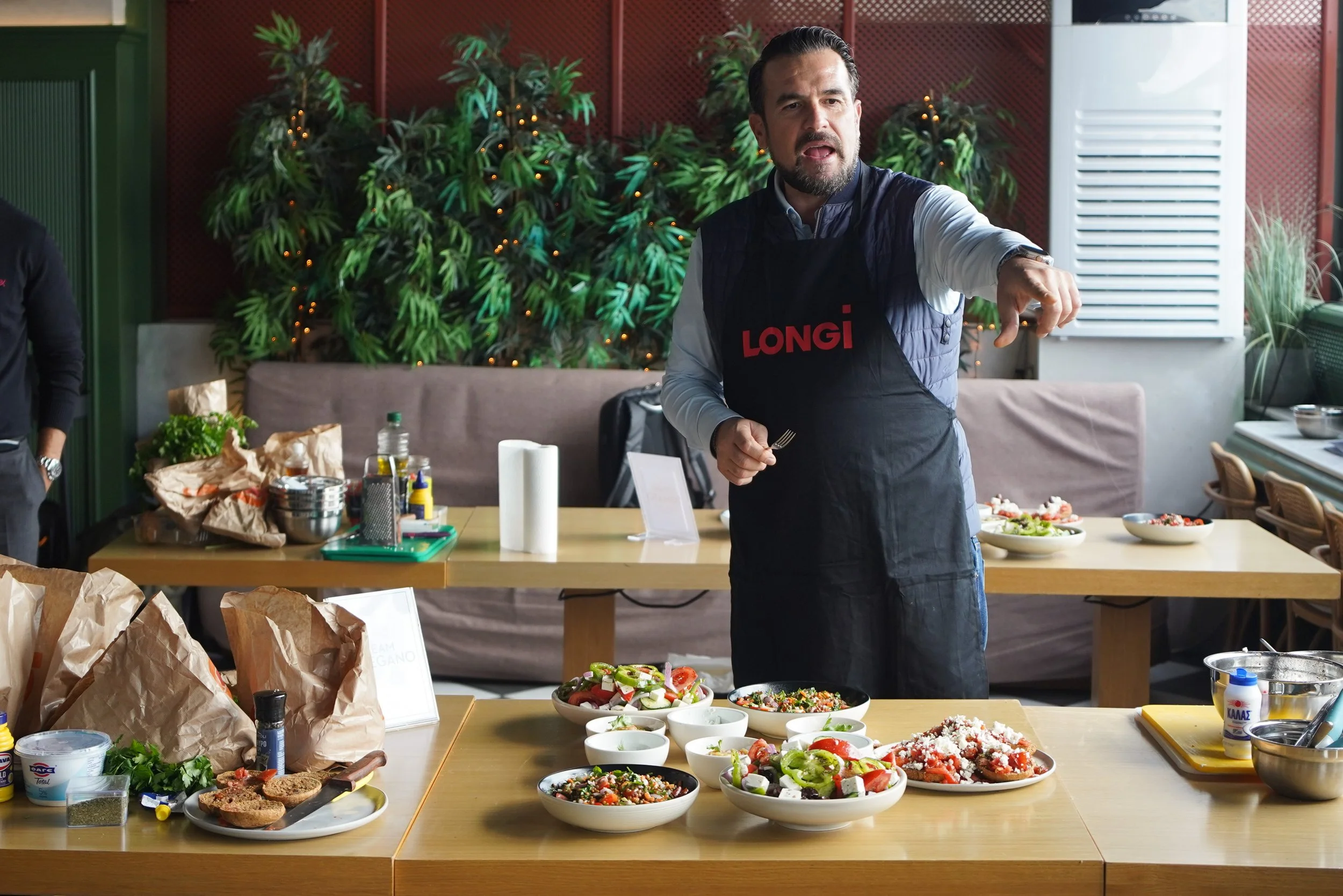 Longi at Okra Athens (218).jpg