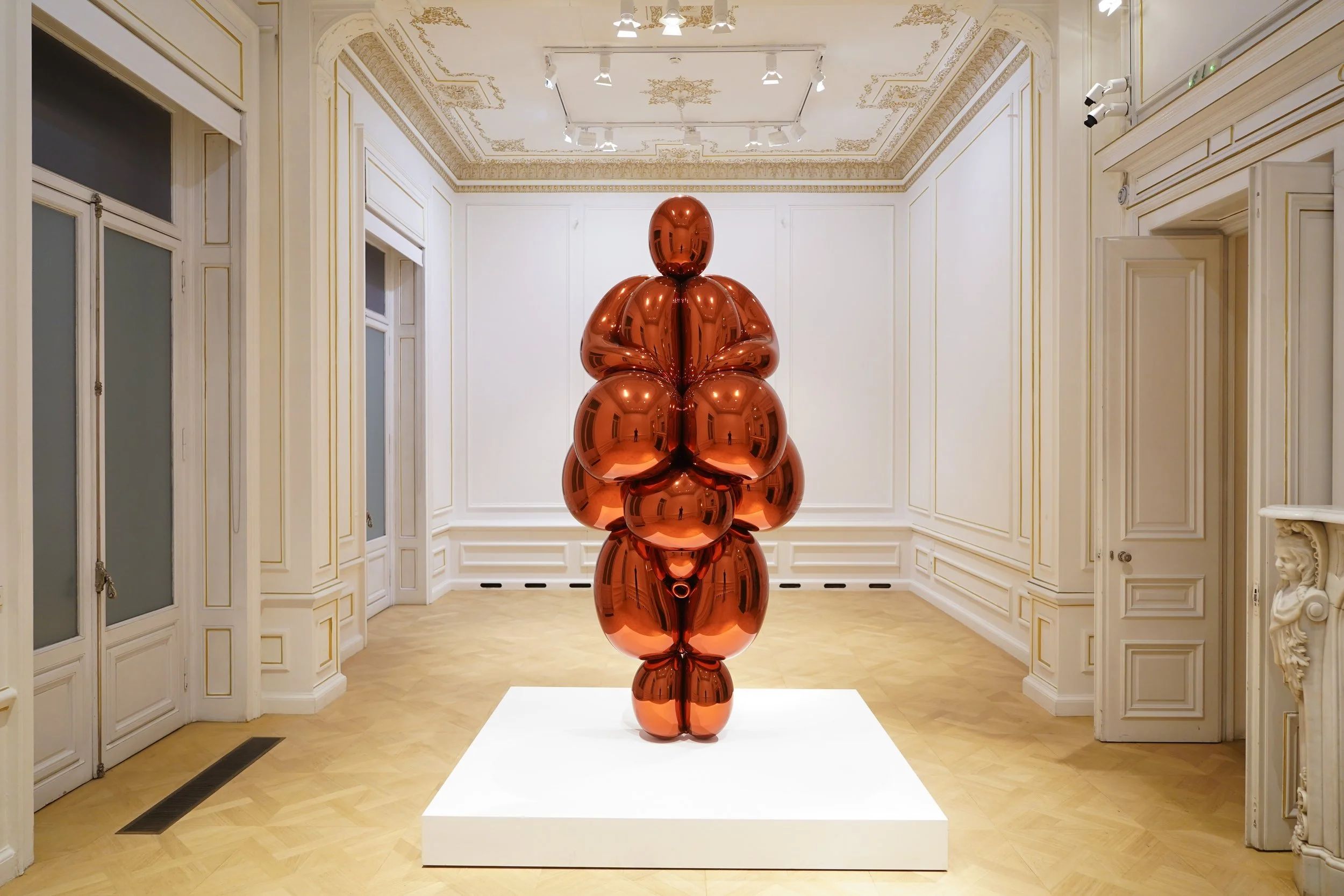 Cycladic Museum _ Jeff Koons Closing (15).jpg