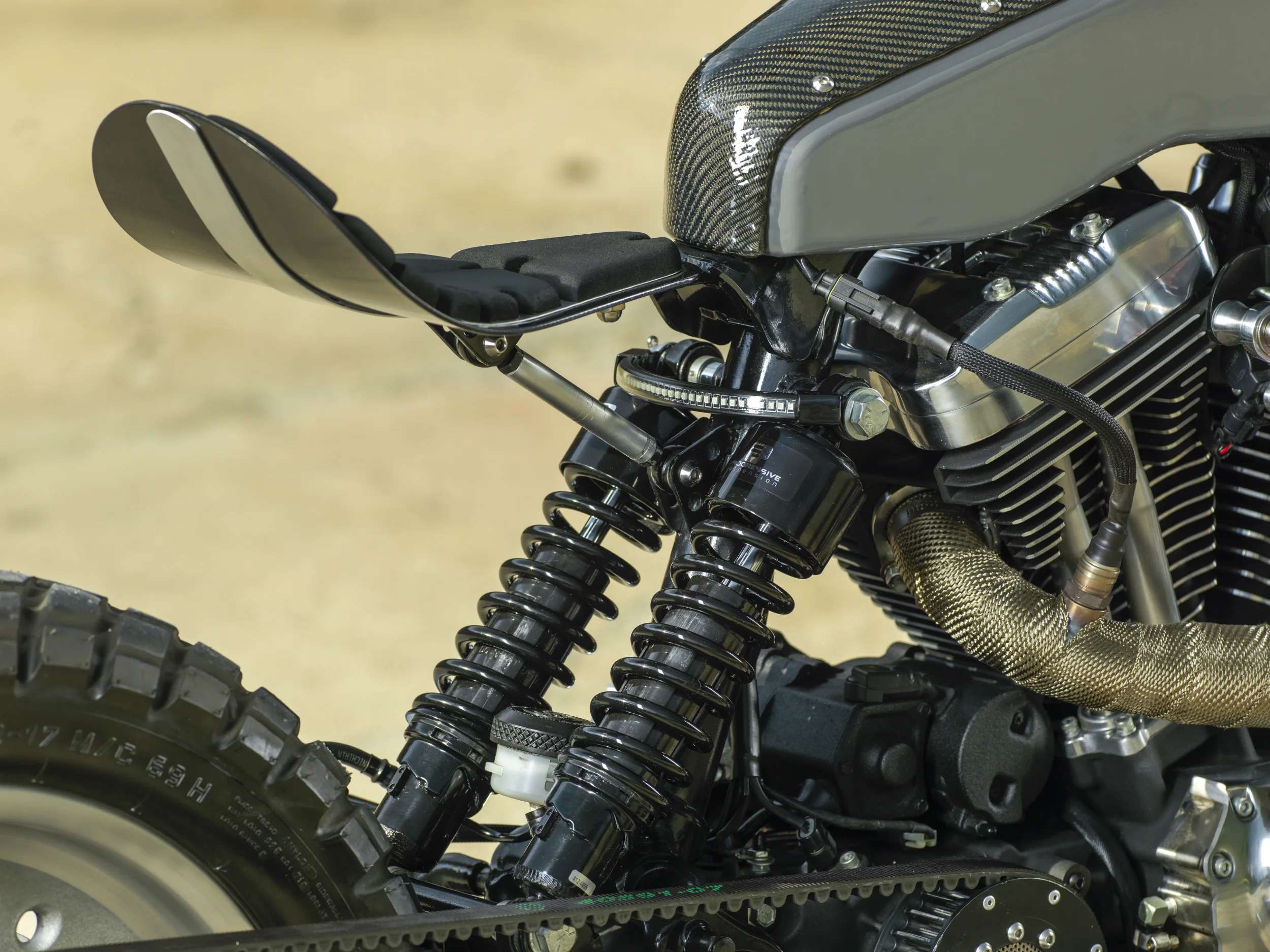 BVC_TRKE_Seat_SSide_2500.jpg
