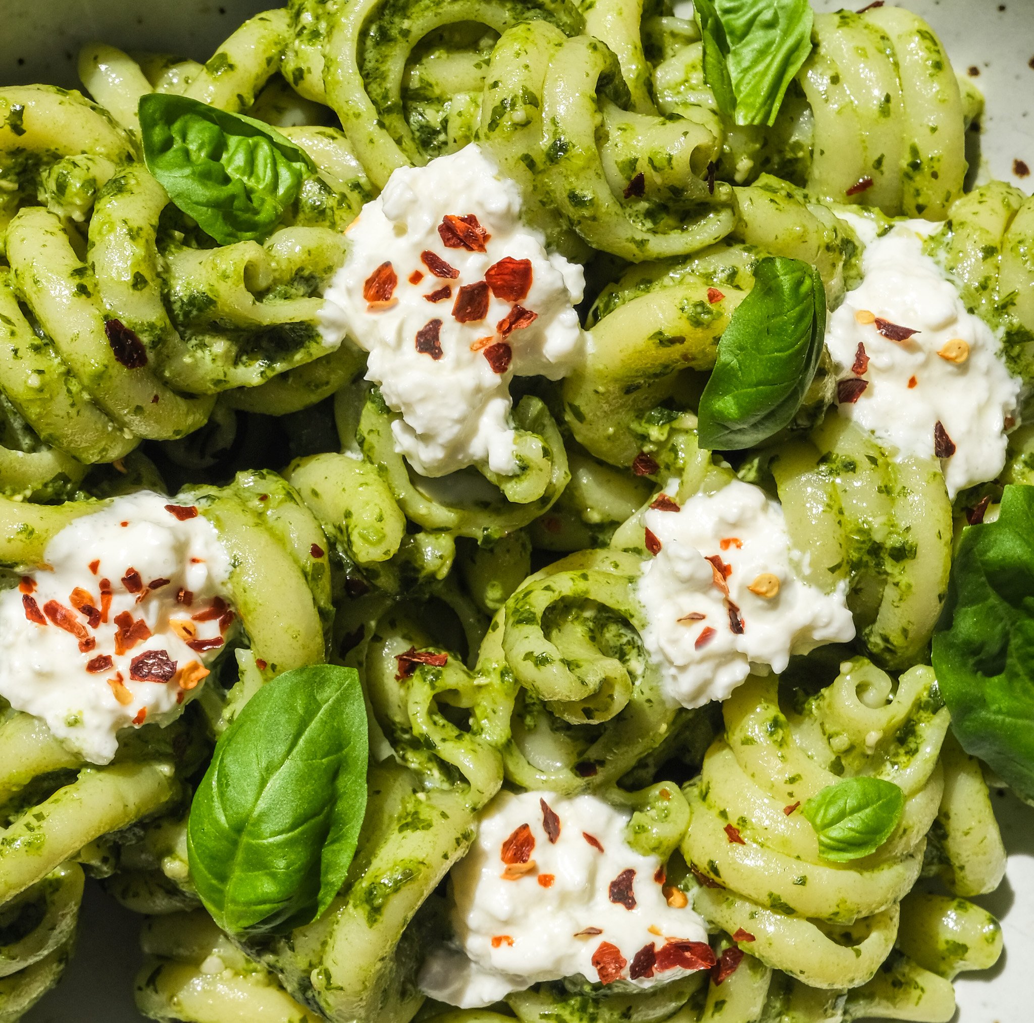 Pesto-Curly-Pasta-ETW-6 12.33.34 PM.jpg